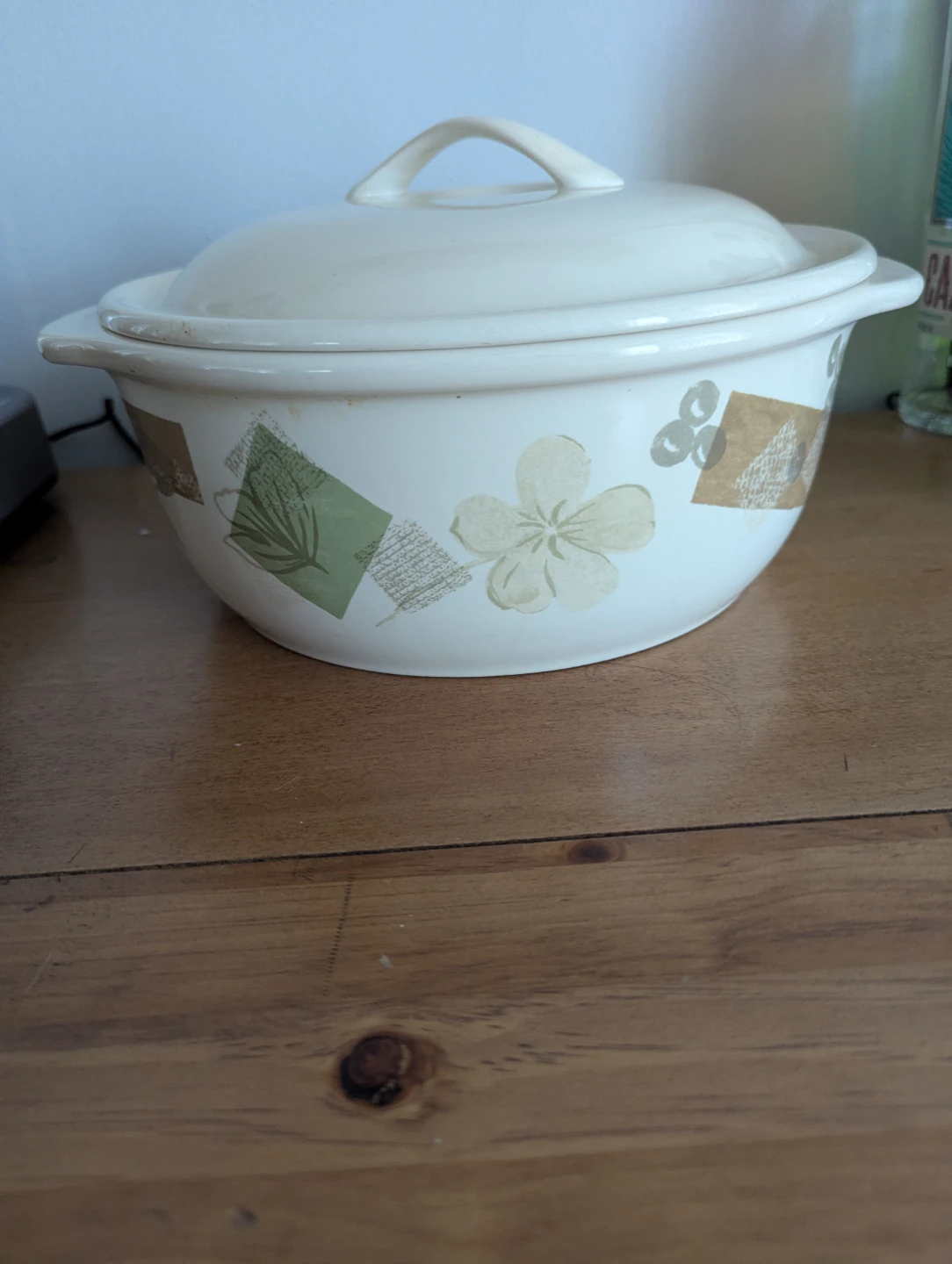 Corelle Stoneware Casserole Dish 2.5qt-2.37L