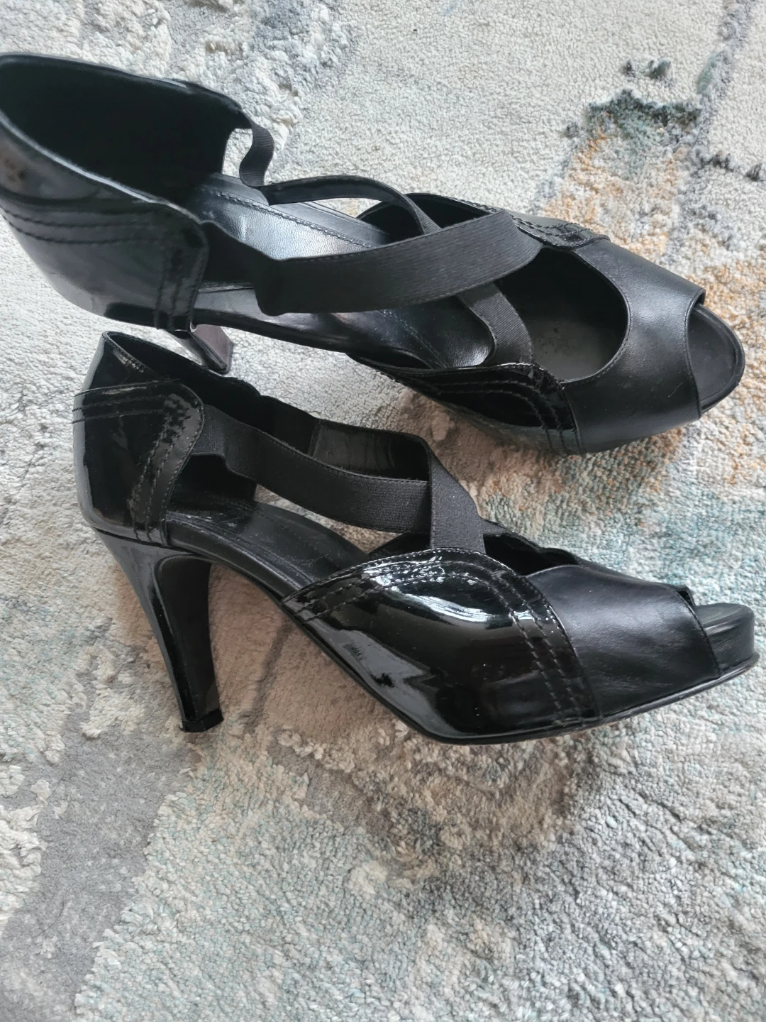 Dana Davis Black Peep Toe Heels Size 10