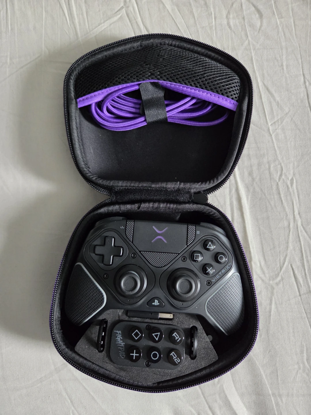 Victrix Pro BFG Controller with FightPad Attachment