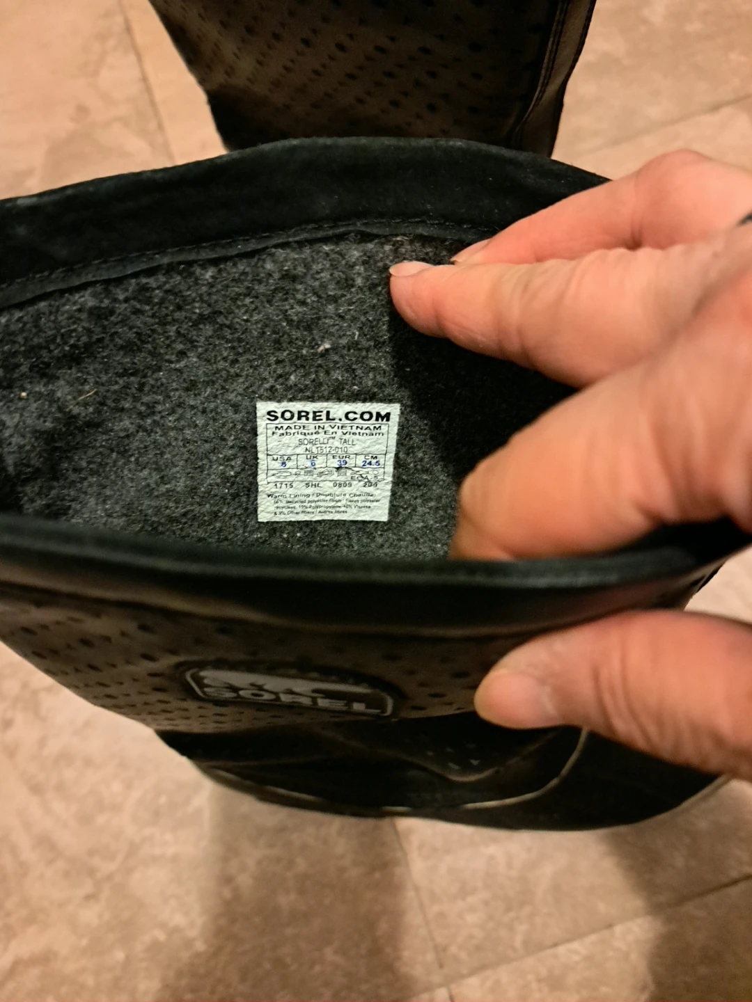 Sorel Black Waterproof Boots - Women's Size 8 - photo 3