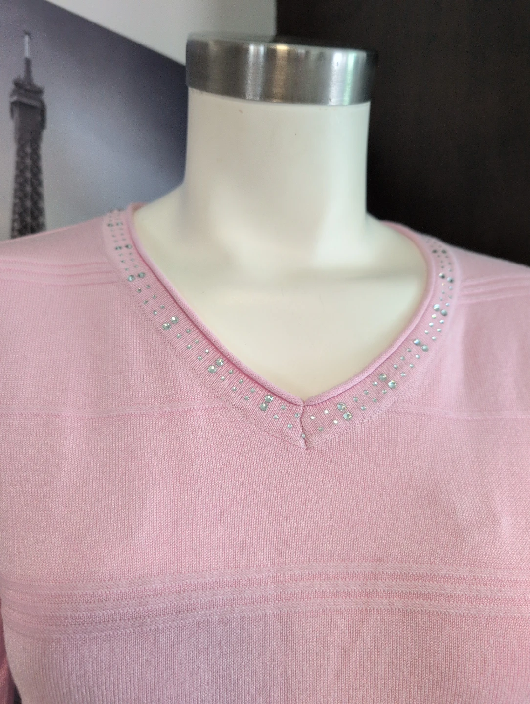 KLEIO Pink V-Neck Sweater with Rhinestone Detail - Size S - photo 2