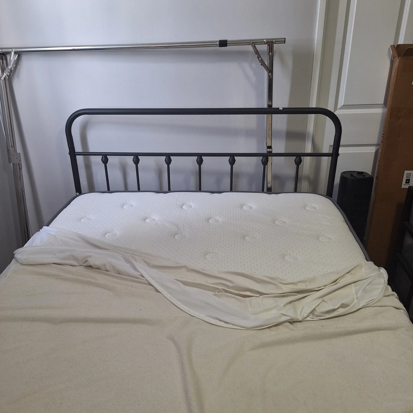 Black Metal Bed Frame with Mattress