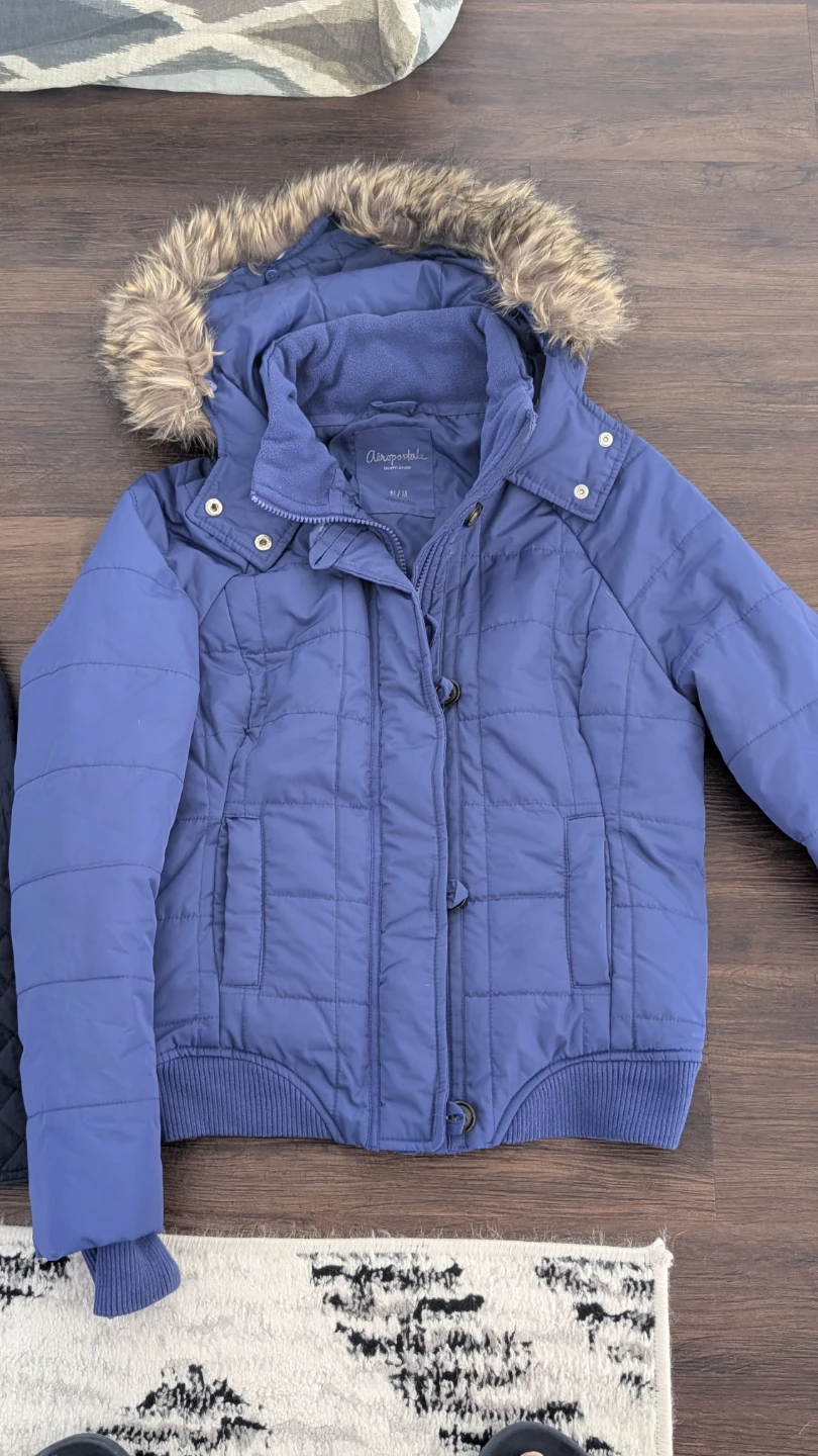 Bundle of 3 Women's Winter Jackets - photo 4