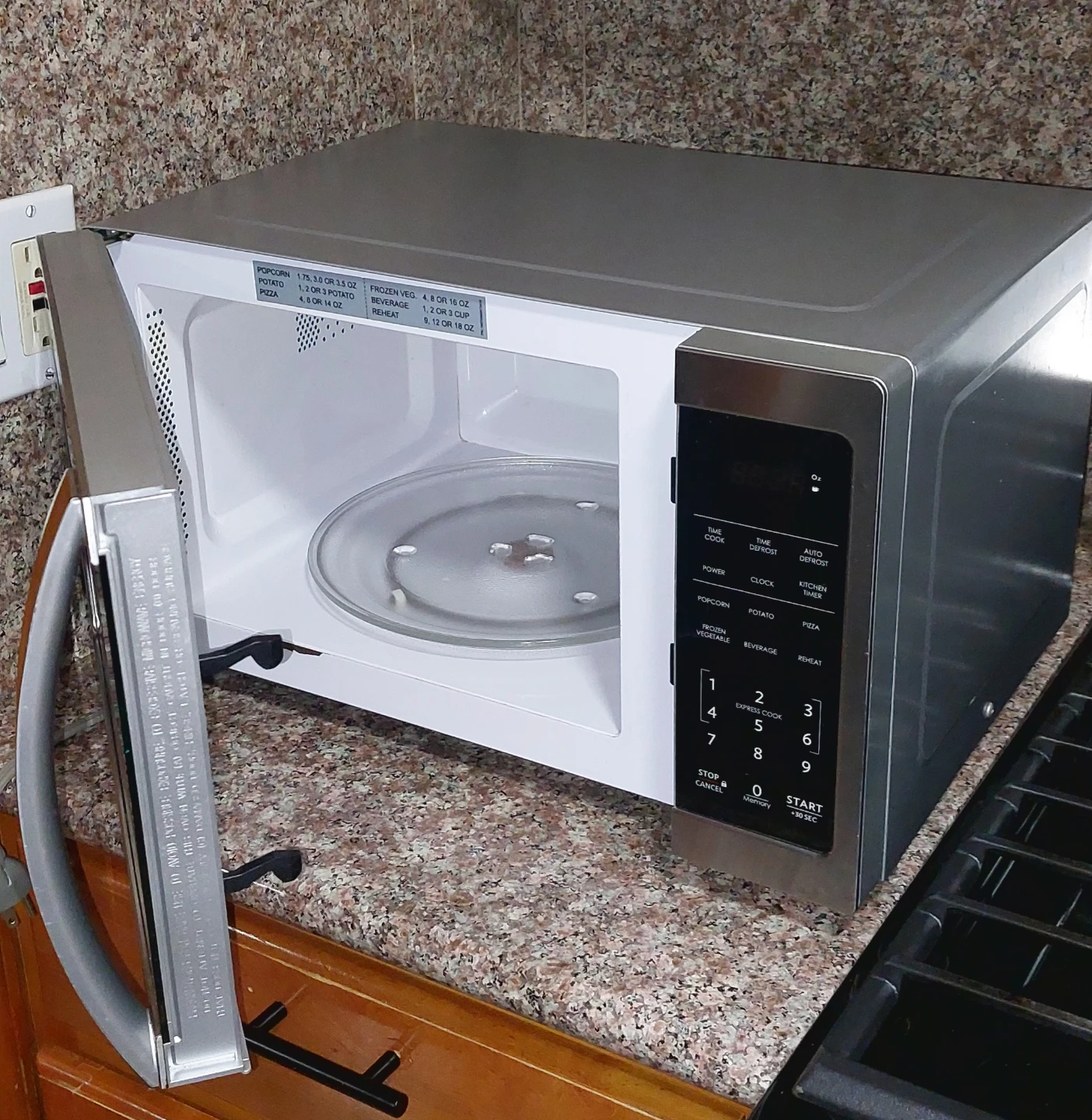 Sharp Carousel Microwave - photo 2