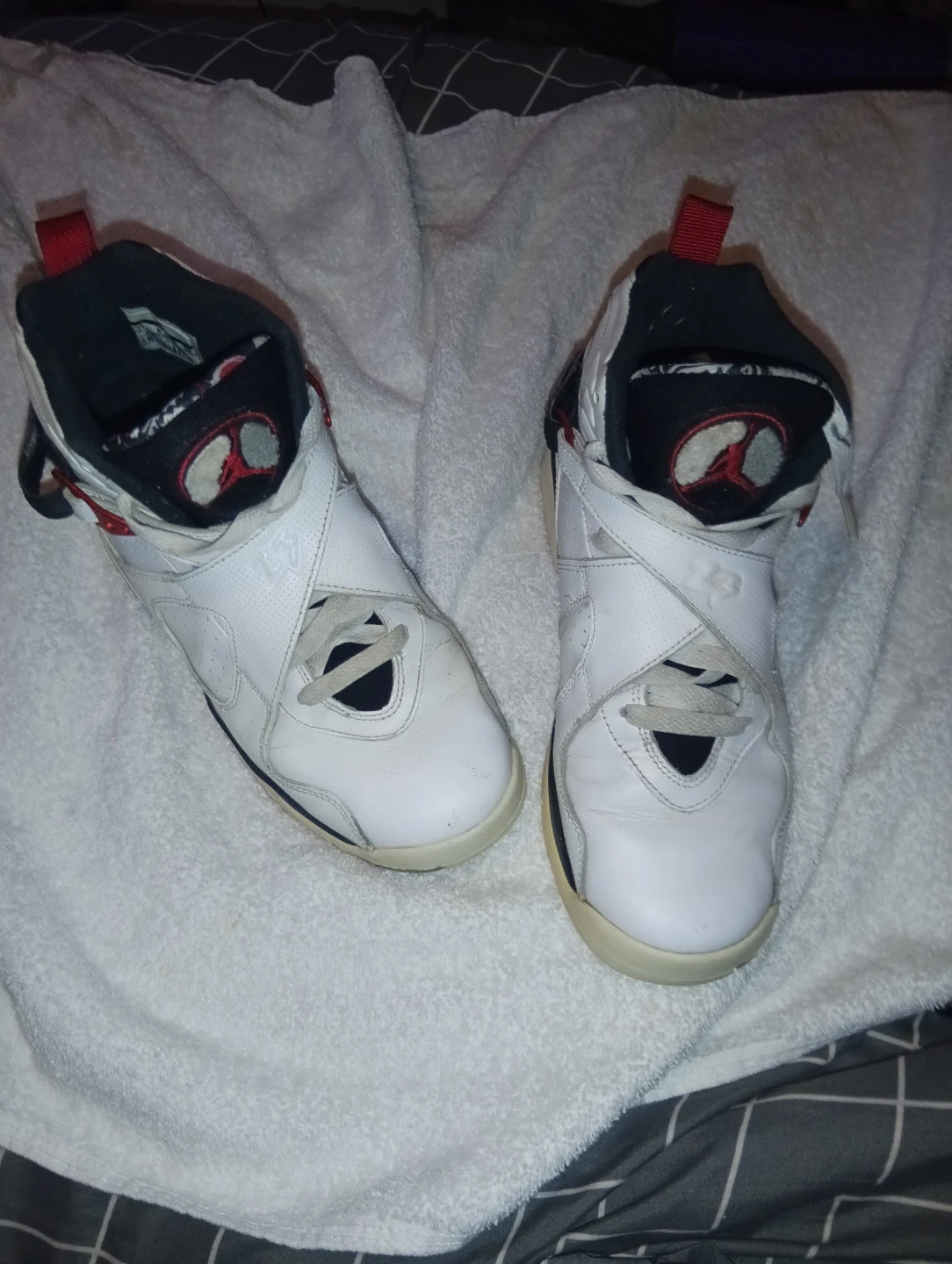 Air Jordan 8 Retro White Red Black Sneakers - photo 2