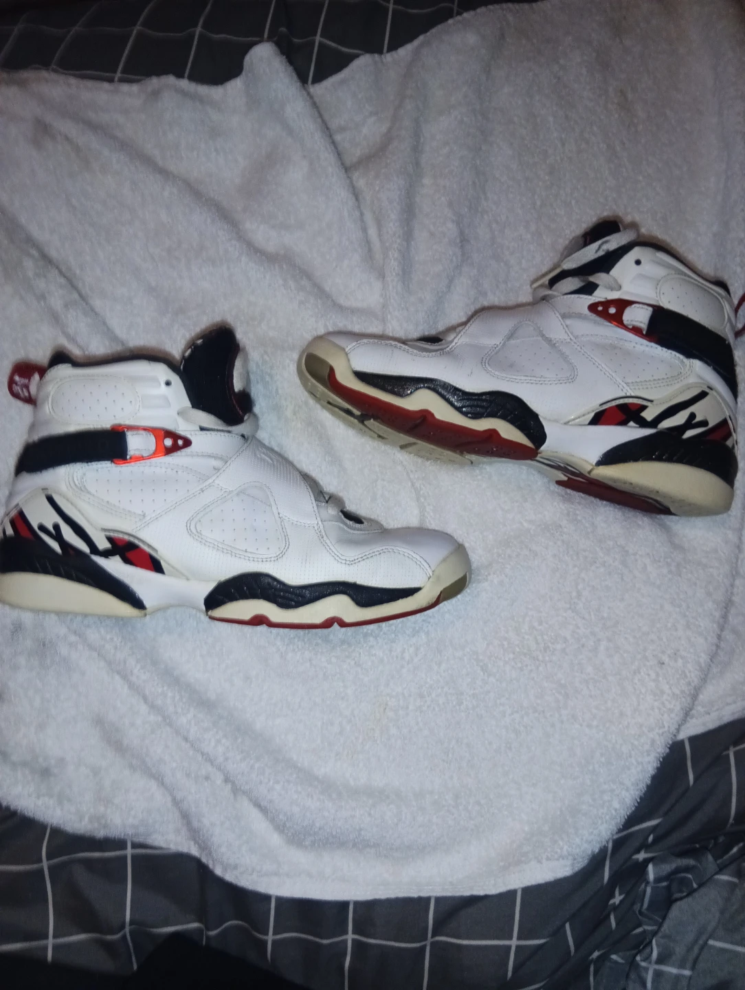 Air Jordan 8 Retro White Red Black Sneakers - photo 3