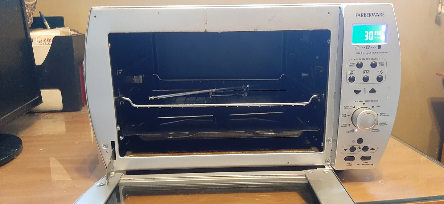 Farberware Toaster Oven - photo 2