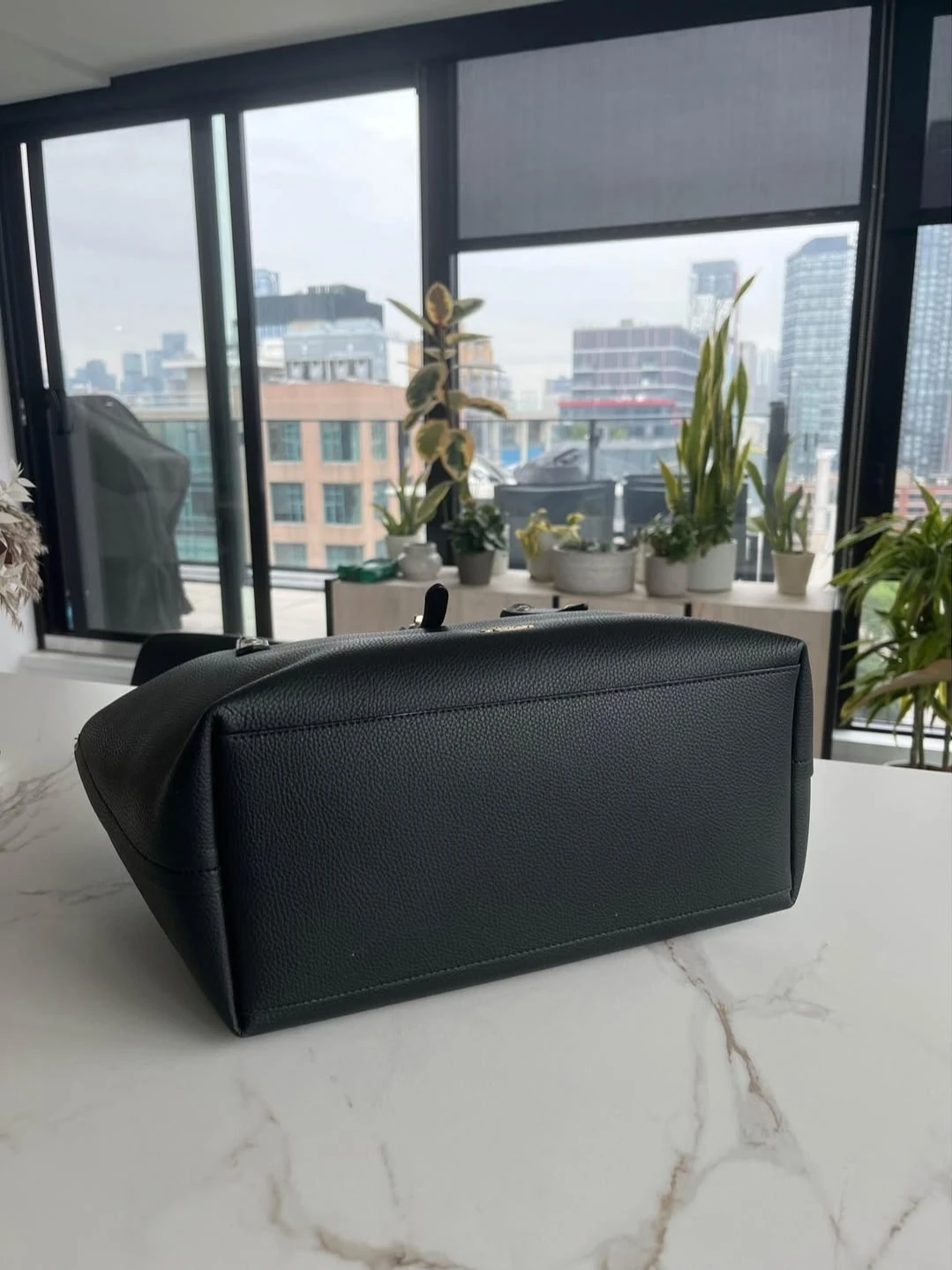 Coach 58849 MARKET TOTE - photo 4