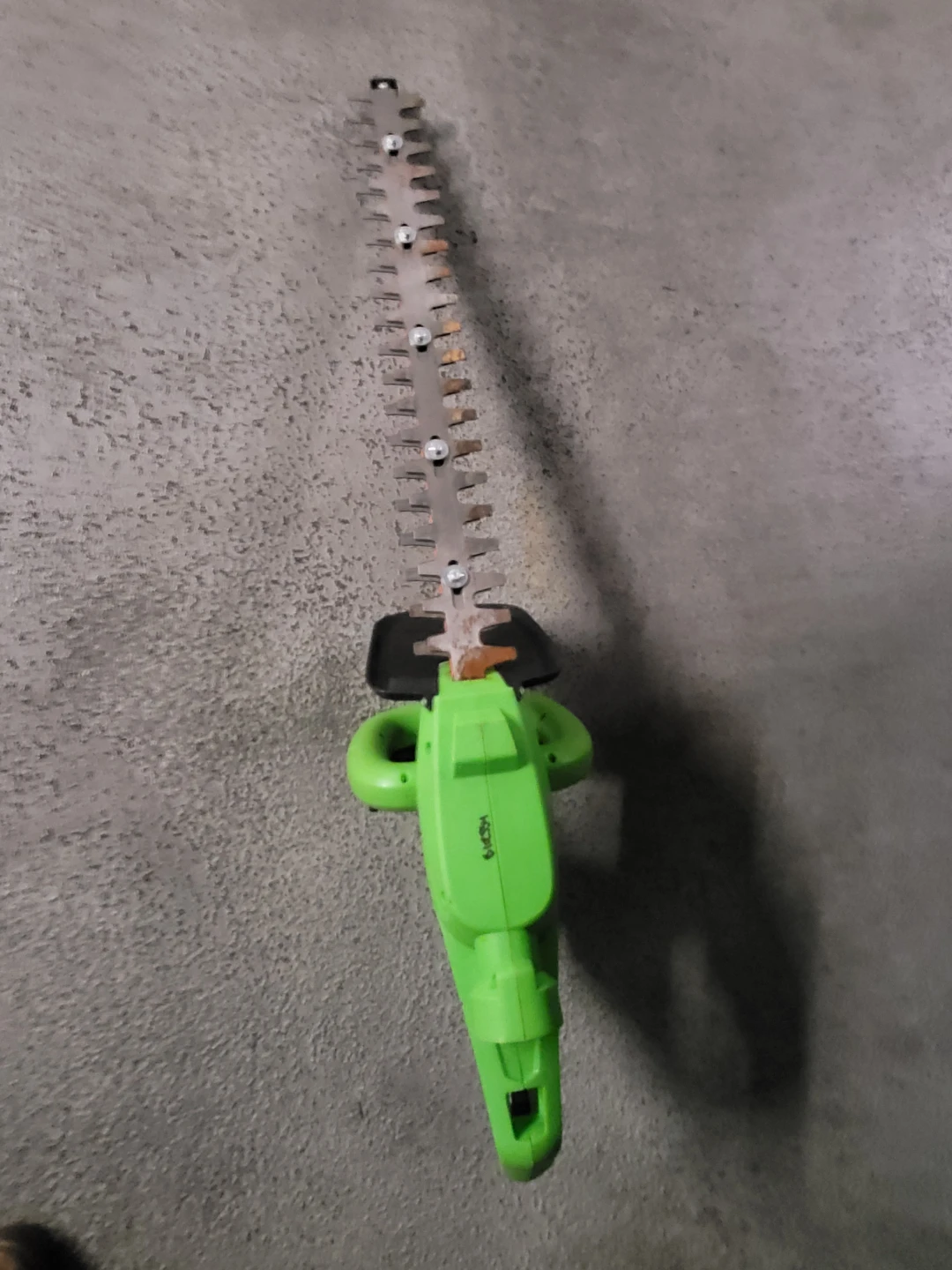 Portland 22" Hedge Trimmer - photo 2