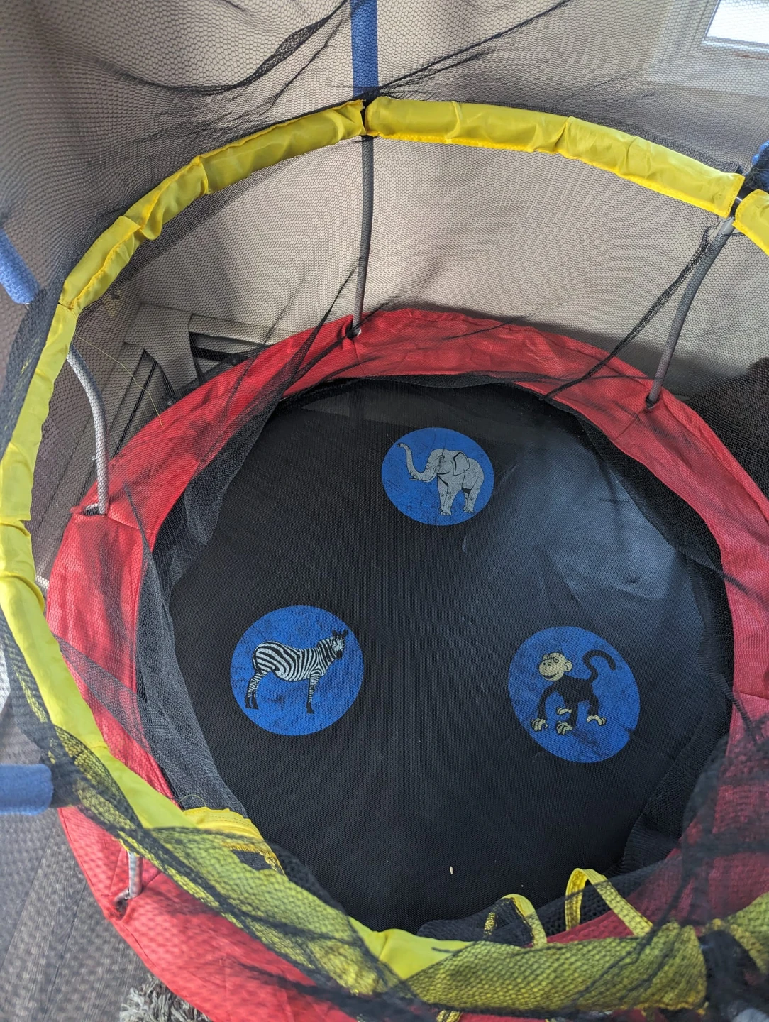 Kids Trampoline with Safety Net - photo 4