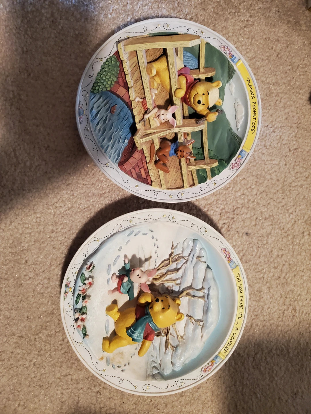 Set of 2 Winnie the Pooh Decorative Plates