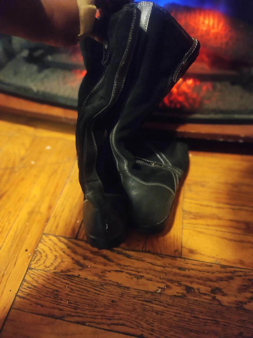 Women Michelle.K Black Suede Boots size 8.5 used - photo 5