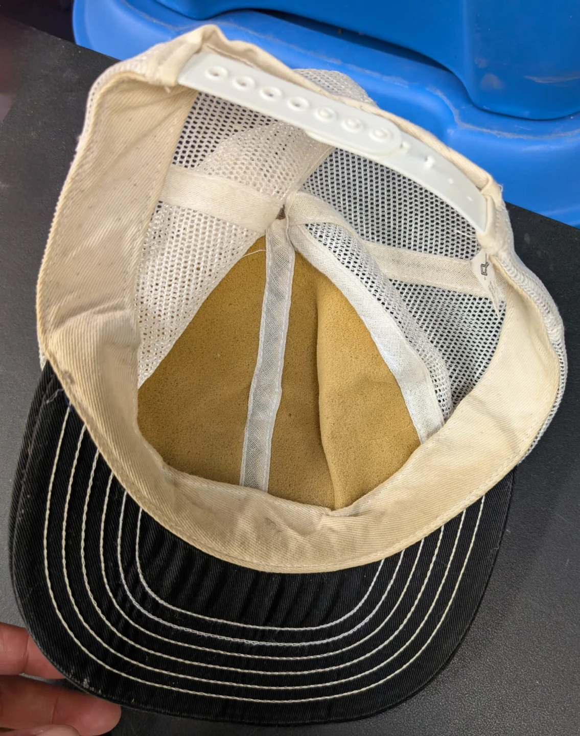 Vintage CAT Caterpillar Trucker Hat (Kit Cat Club rescue) - photo 3