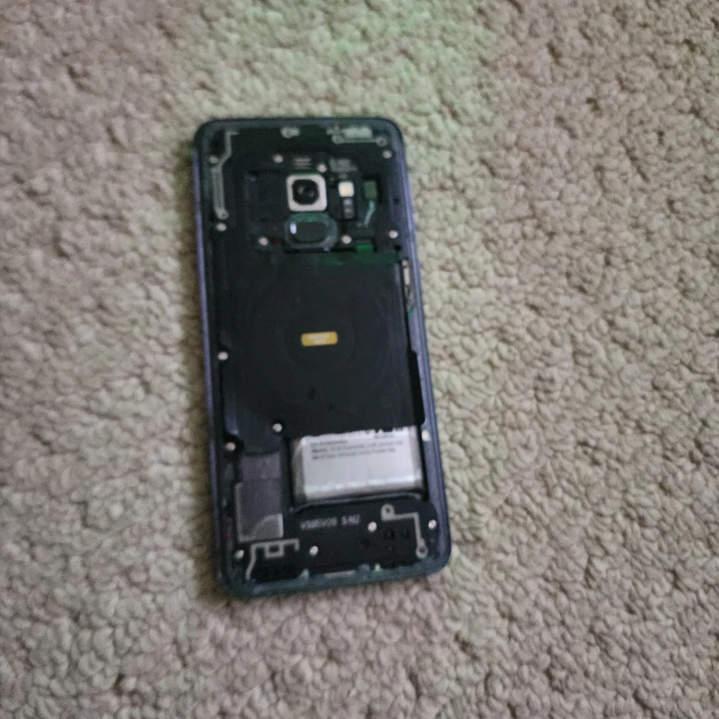 Samsung Galaxy S9 Smartphone - Cracked Screen - photo 2