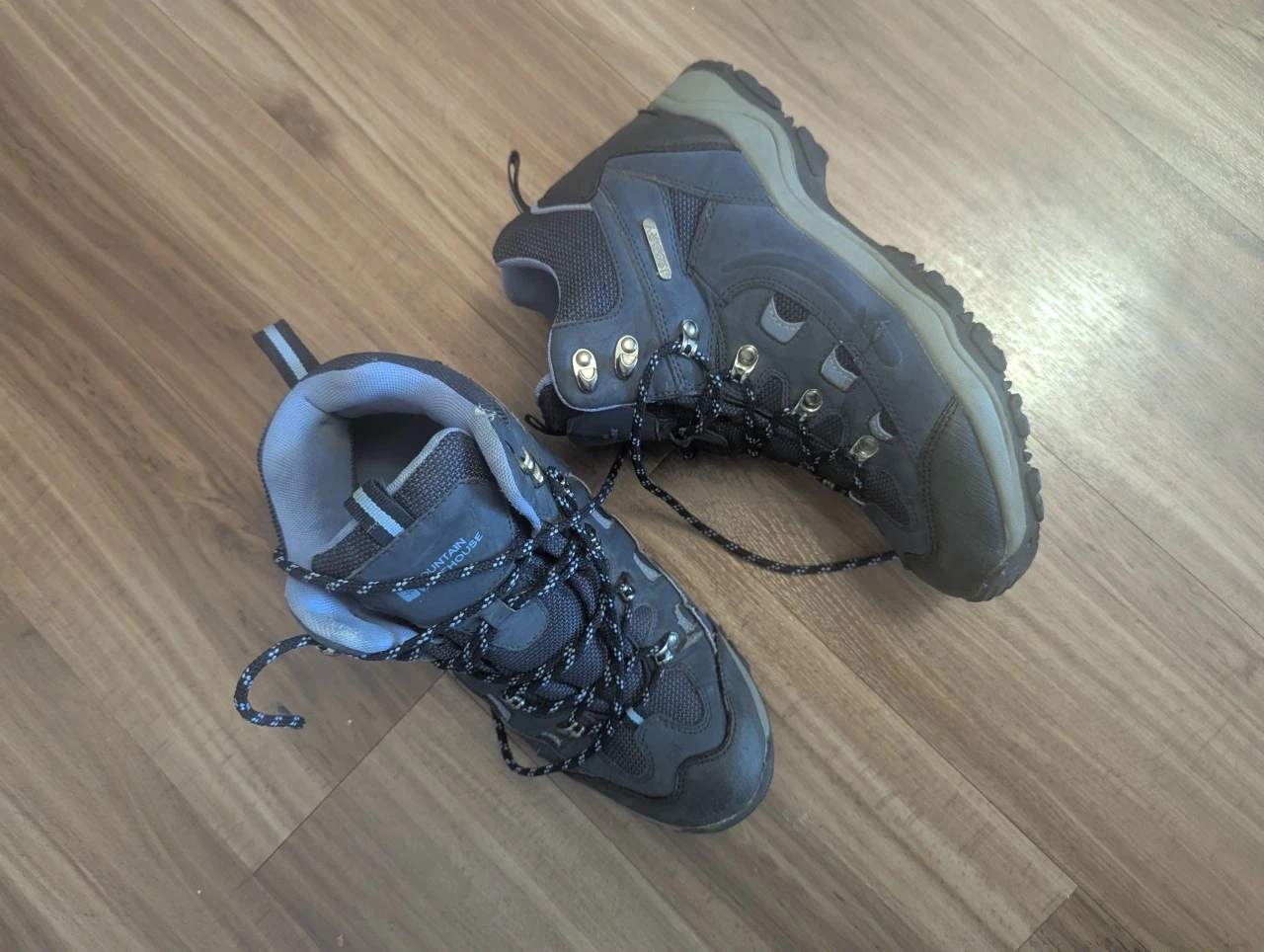 Mountain Warehouse Hiking Boots - Size 10 US - photo 3