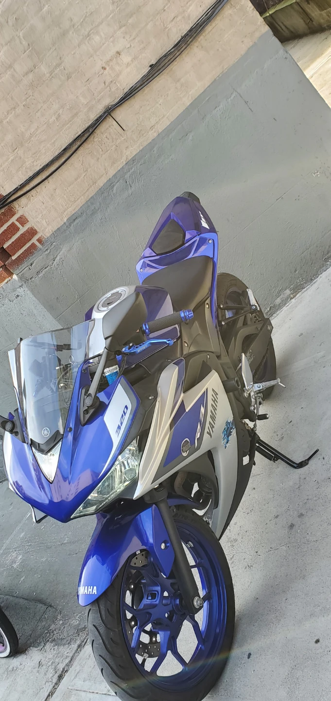 Yamaha R3 Motorcycle - Blue/Silver - photo 4