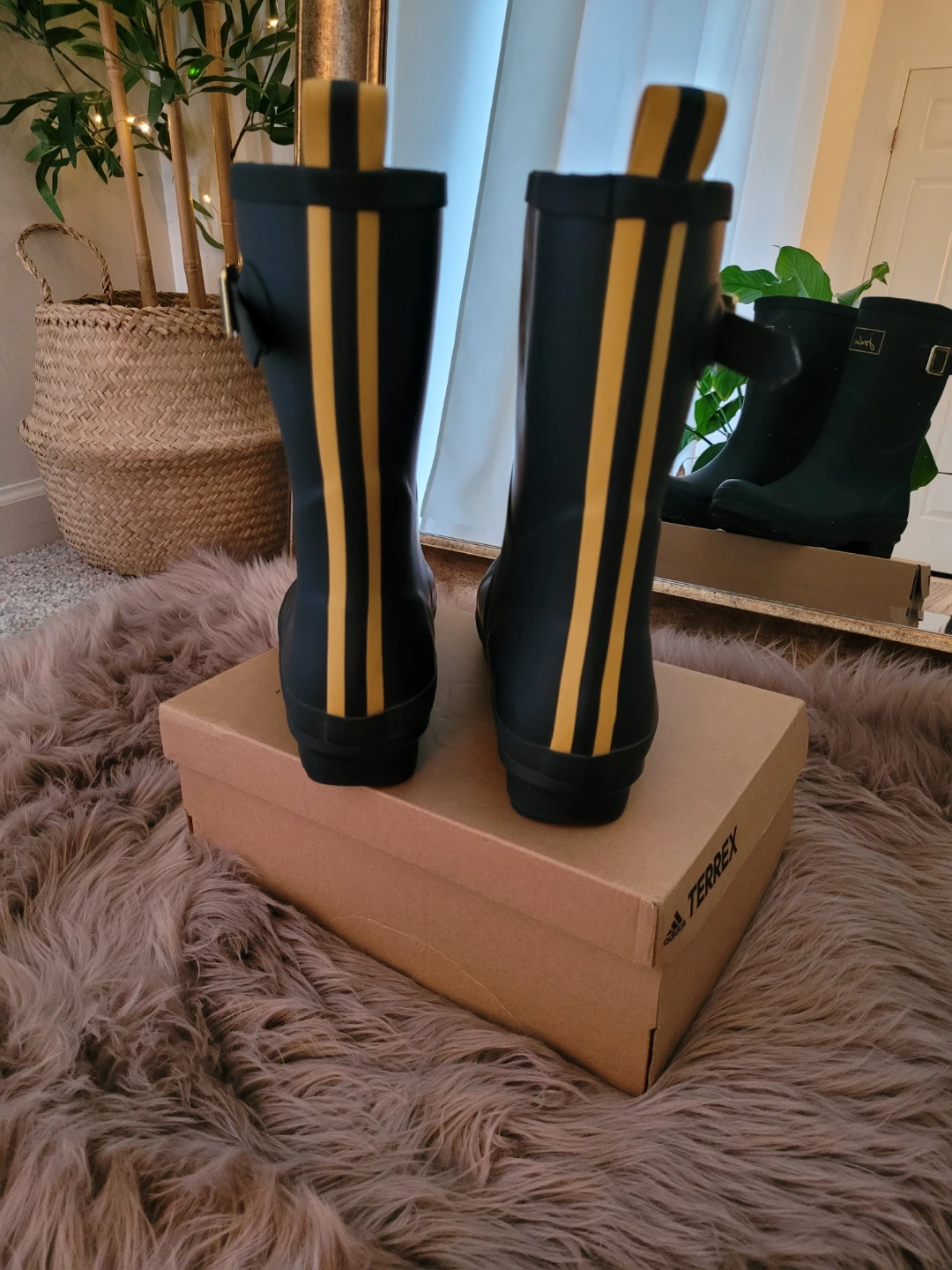 Joules Women's Tall Rubber Rain Boots - Navy/Yellow - photo 3