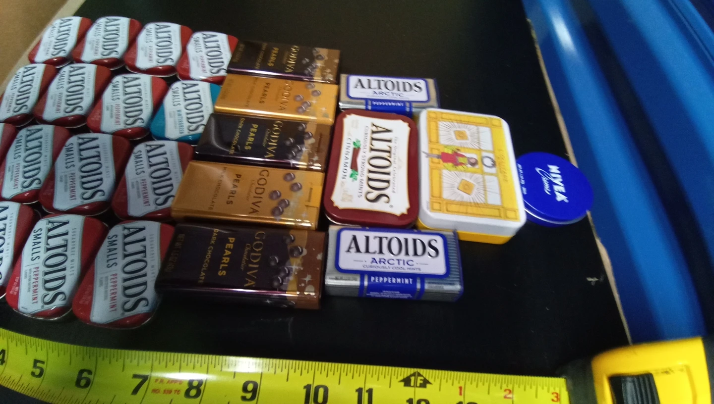 Tin boxes - photo 2