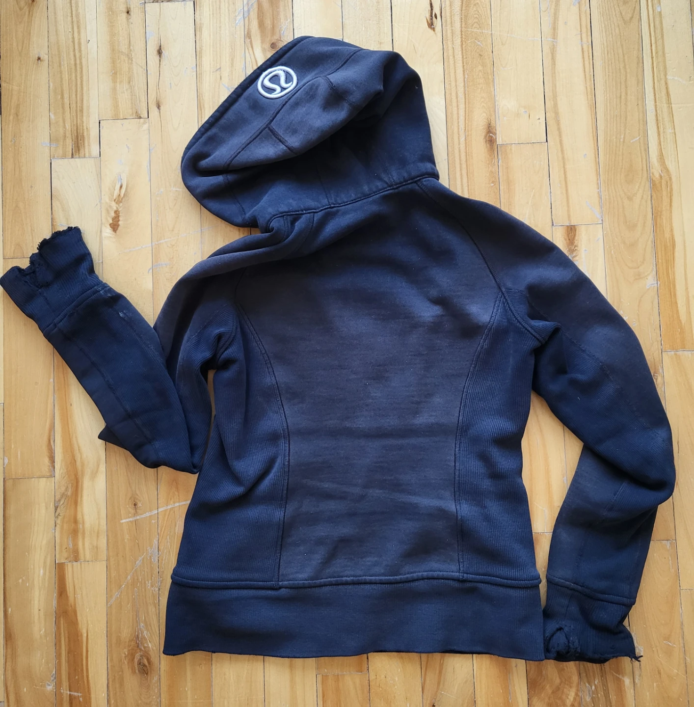 Lululemon Hoodie (US6) - photo 4
