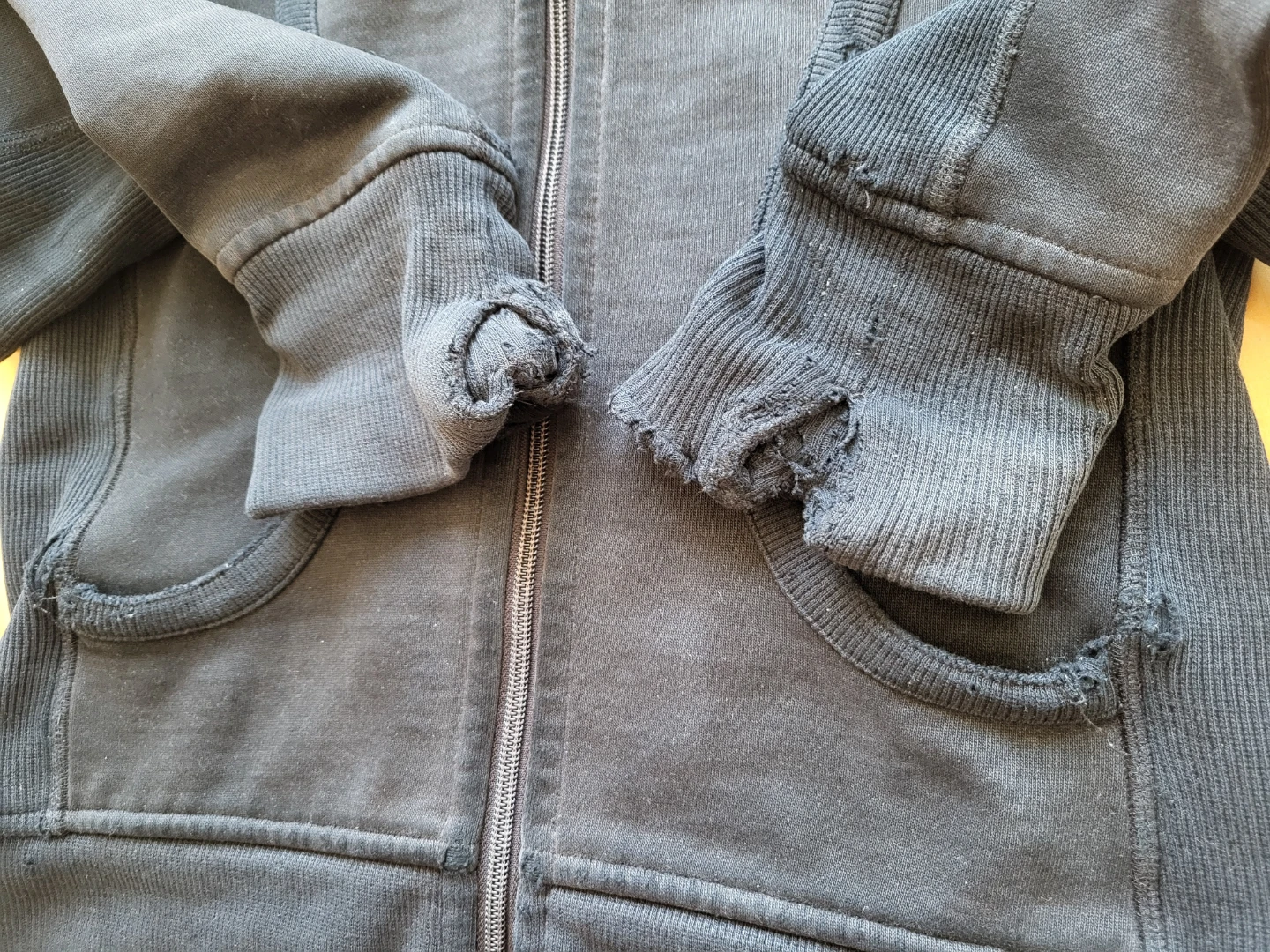 Lululemon Hoodie (US6) - photo 5