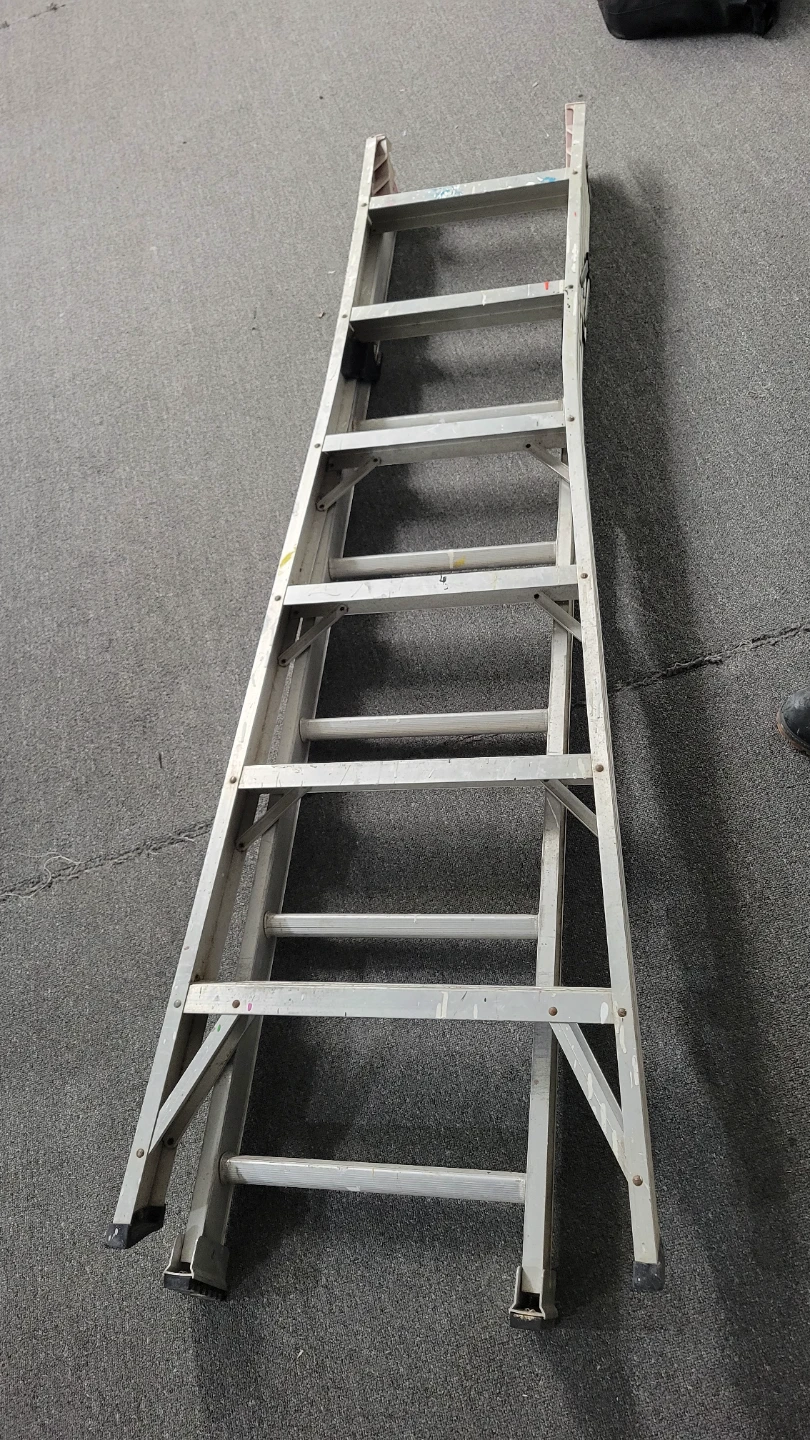 6 foot ladder