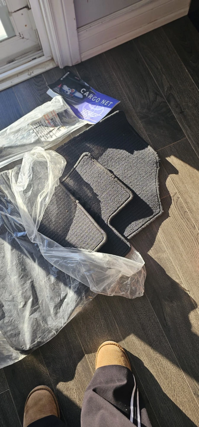 Toyota Camry Floor Mats - photo 2
