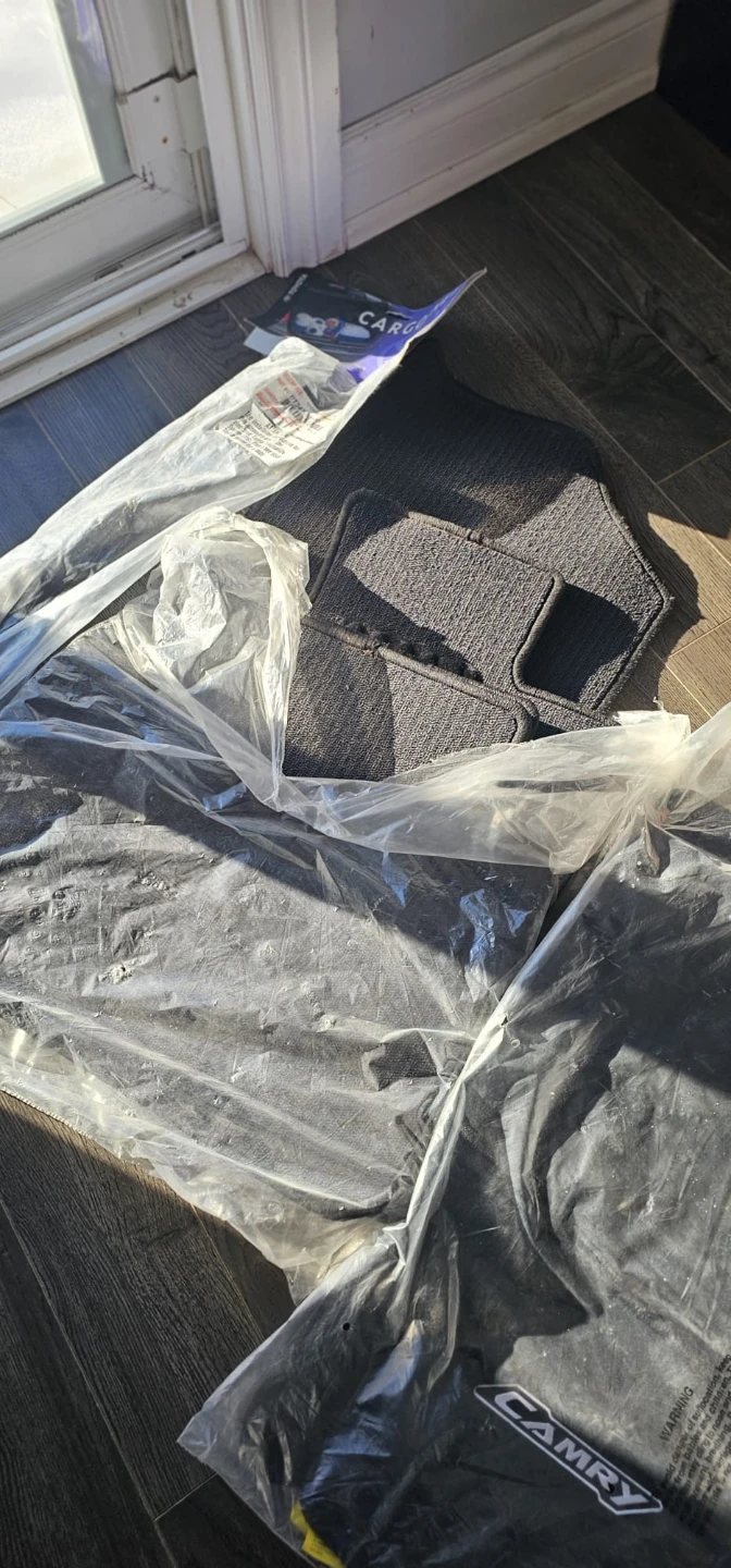 Toyota Camry Floor Mats - photo 4
