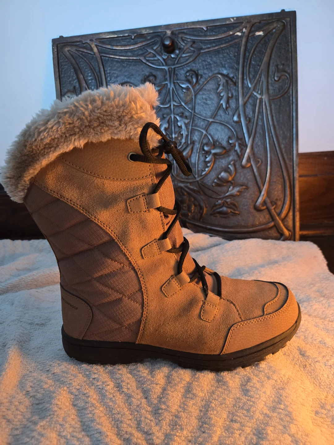 Columbia Women's Ice Maiden II Boots Size 8.5
