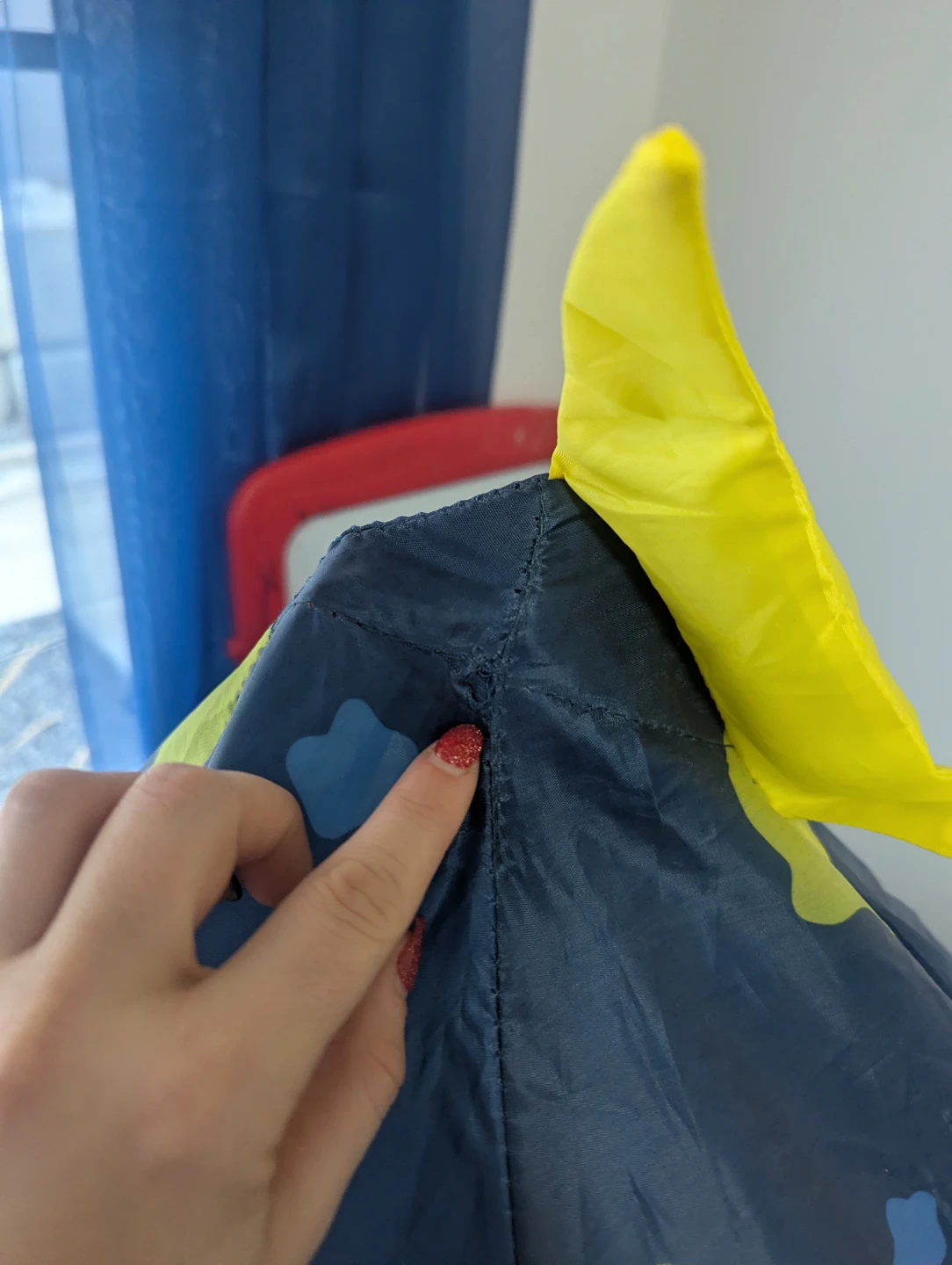 Play Tent with pillow and foam bottom - photo 4