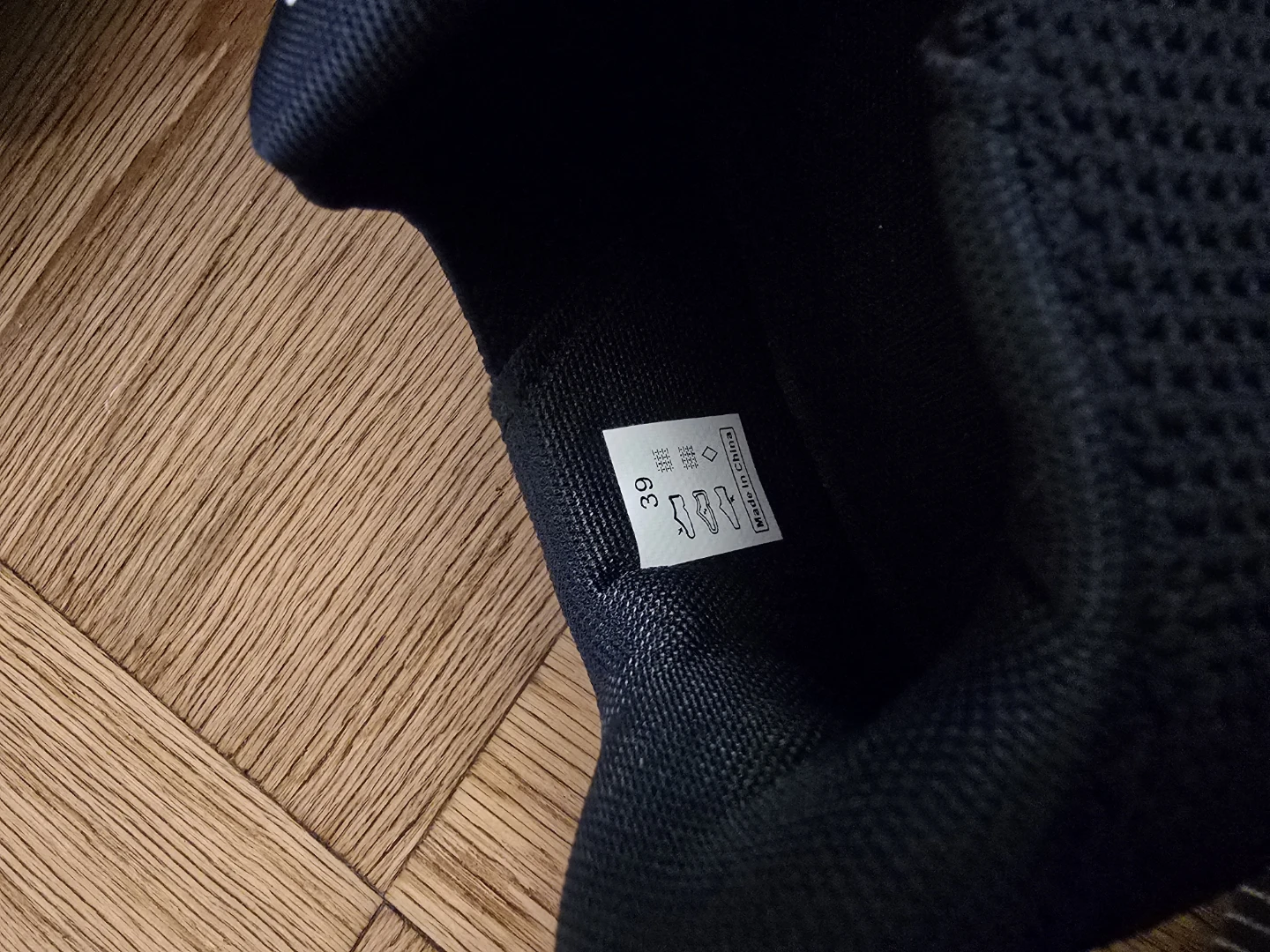 Brand NEW! Sosenfer Navy Blue Slip-On Sneakers - photo 2