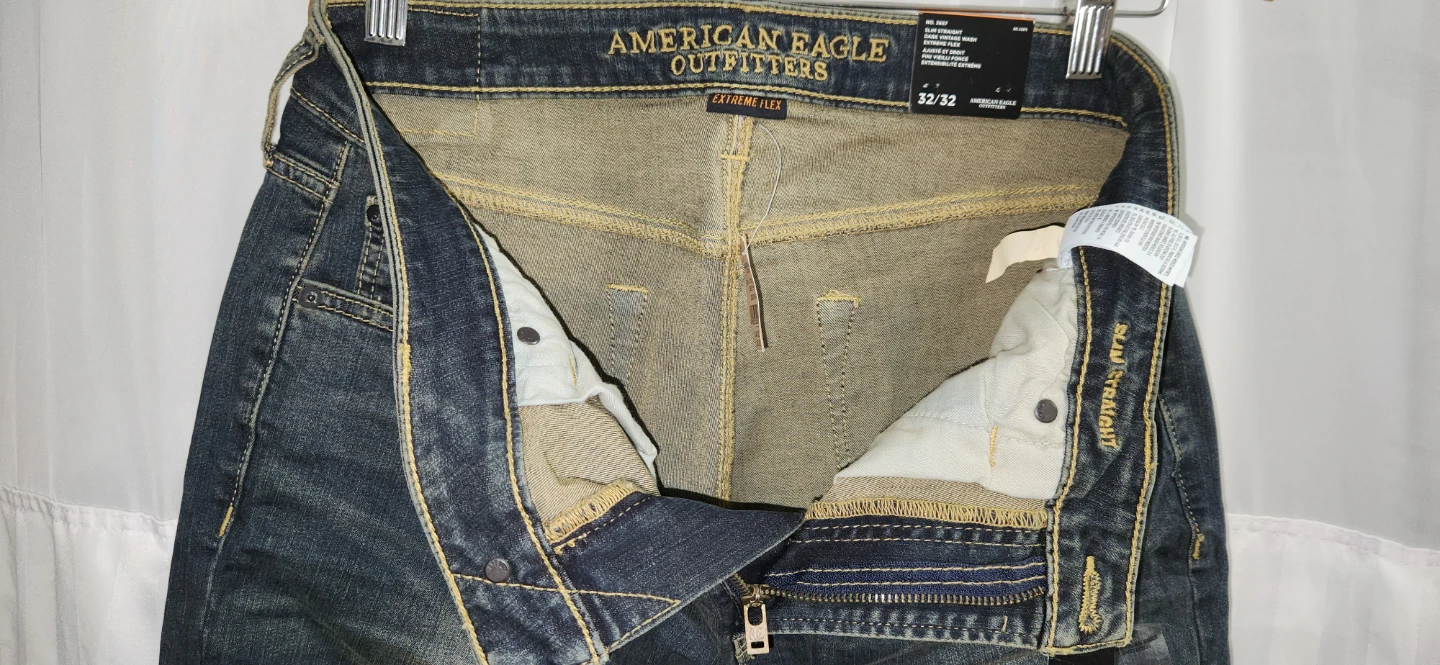 AMERICAN EAGLE  NWT SMOKE FREE NO PETS - photo 3