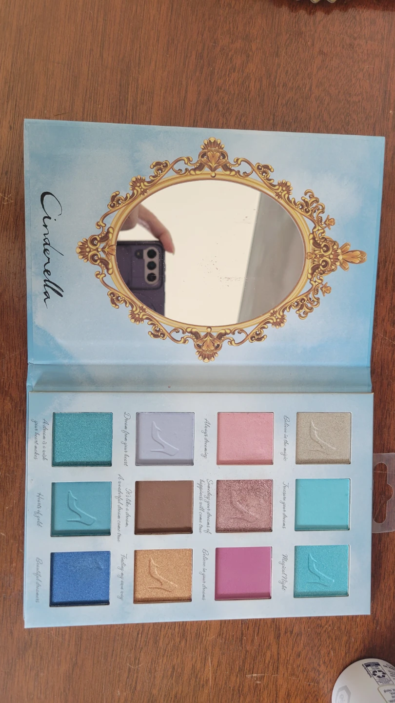 Disney Princess Cinderella Eyeshadow Palette - photo 2
