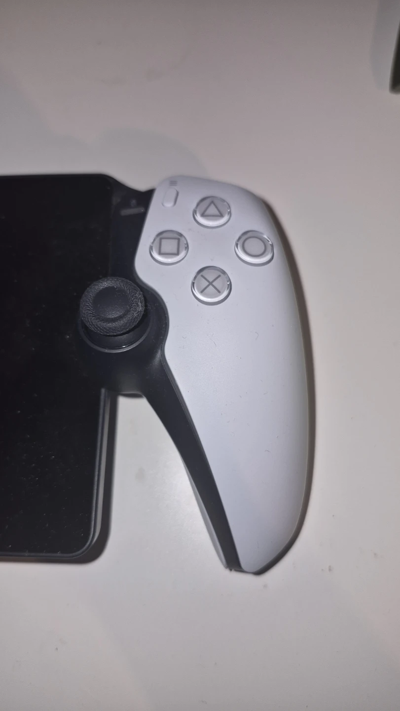 PlayStation 5 Controller Grip Attachment for Mobile Gaming - photo 4