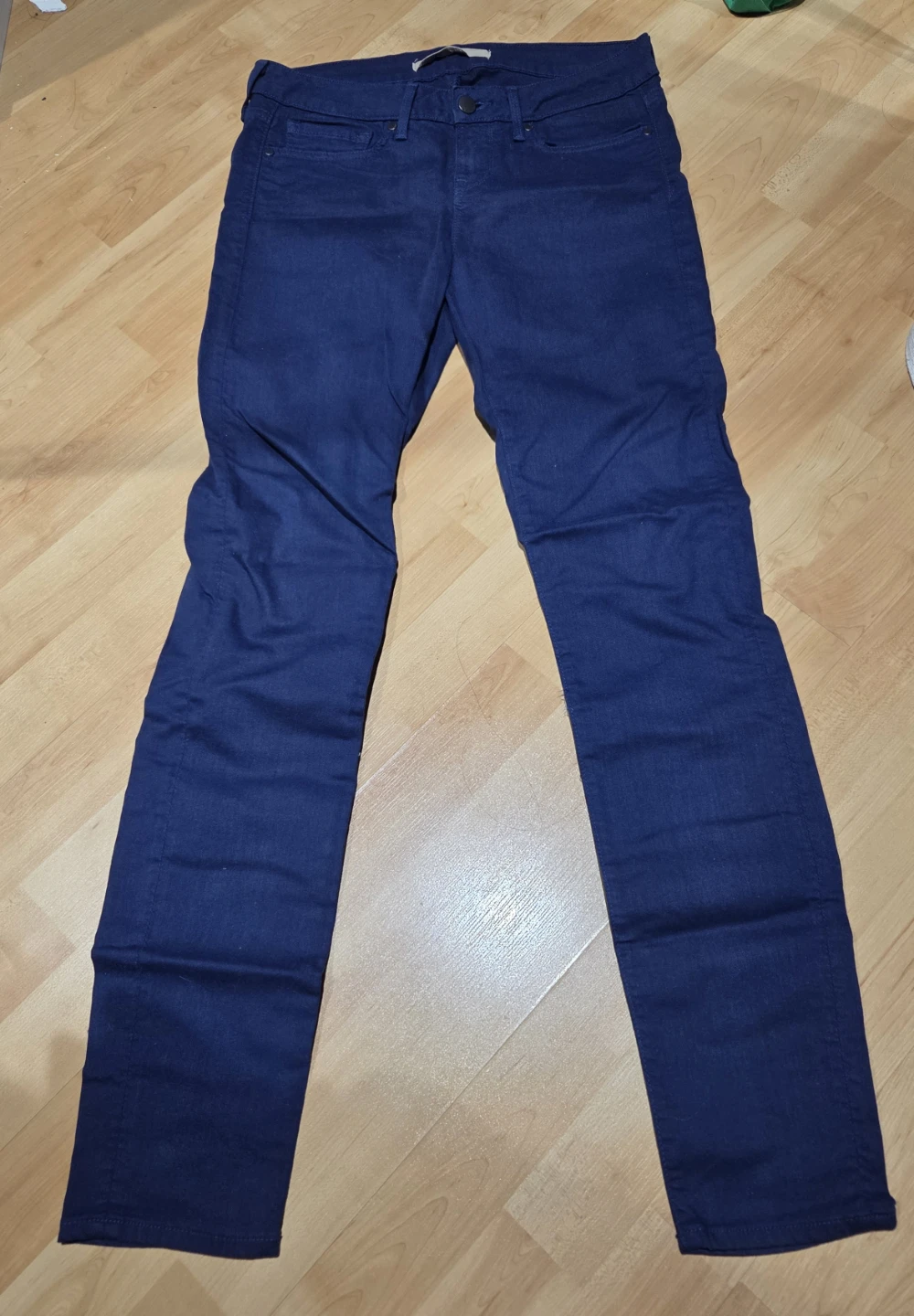 Vince Women's Blue Jeans Size 27