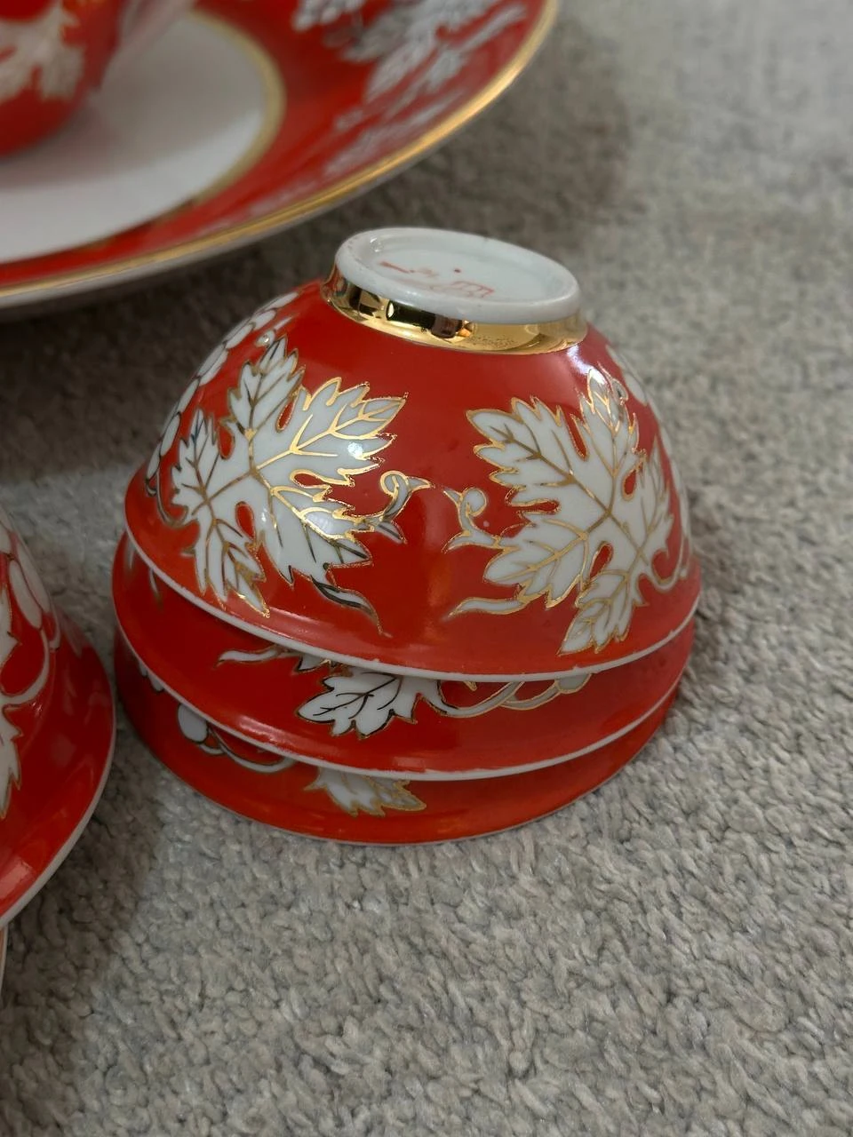 Red Grapevine Tea Set with Teapot and 4 Cups - photo 4