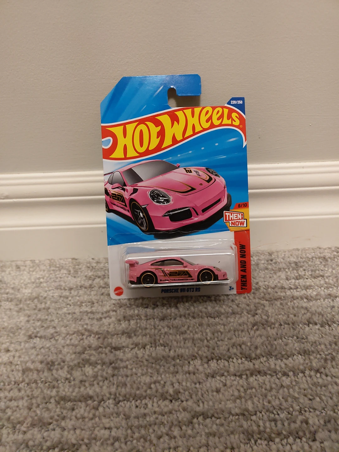 Hot Wheels Porsche 911 GT3 RS Pink