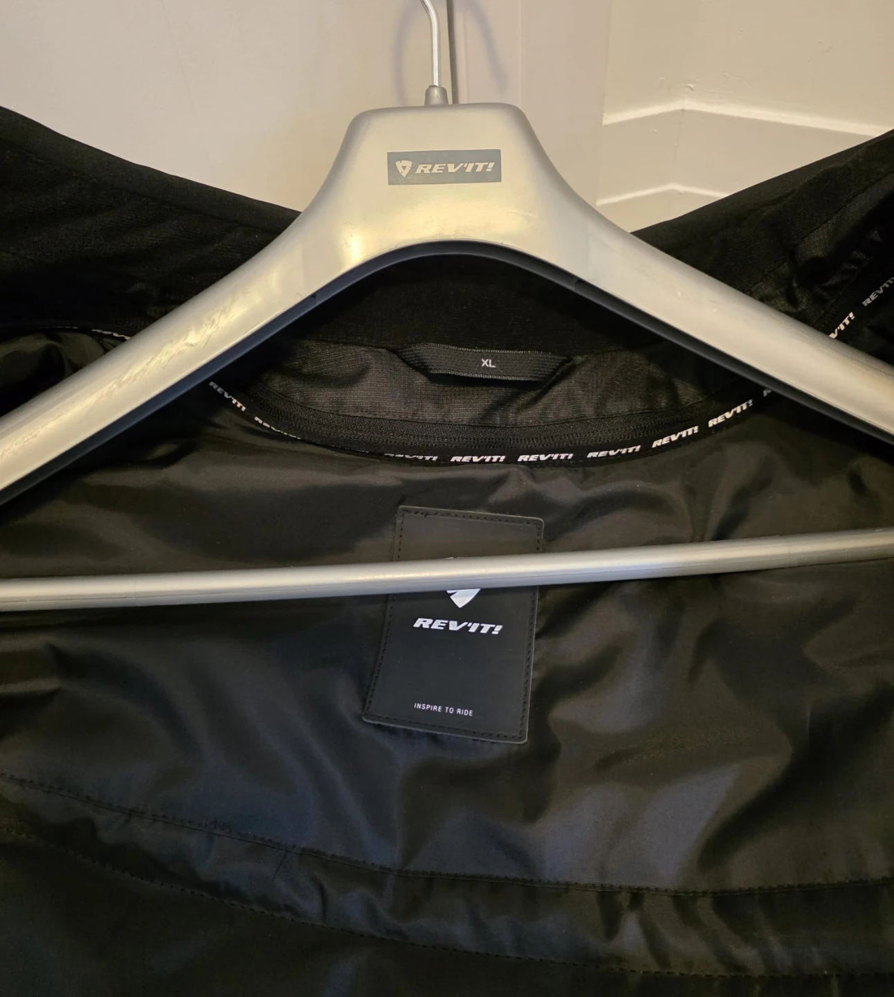 REV'IT! Jacket Hyperspeed 2 H2O XL Black-Neon Red - photo 5