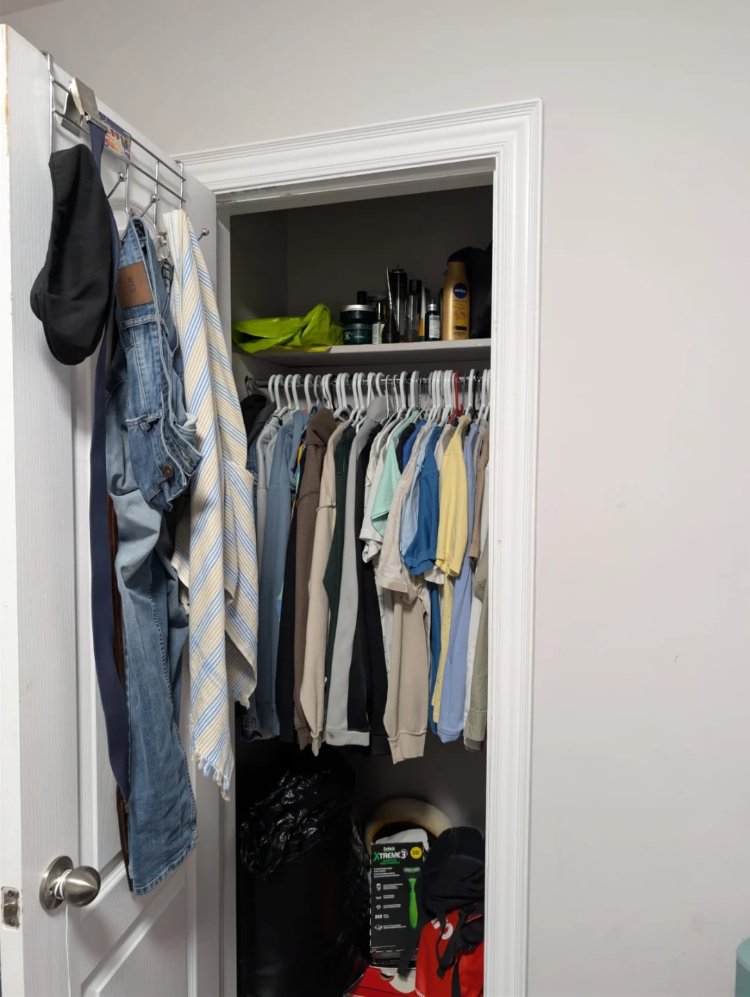 Private Room for Rent - Single Occupancy Only - photo 5