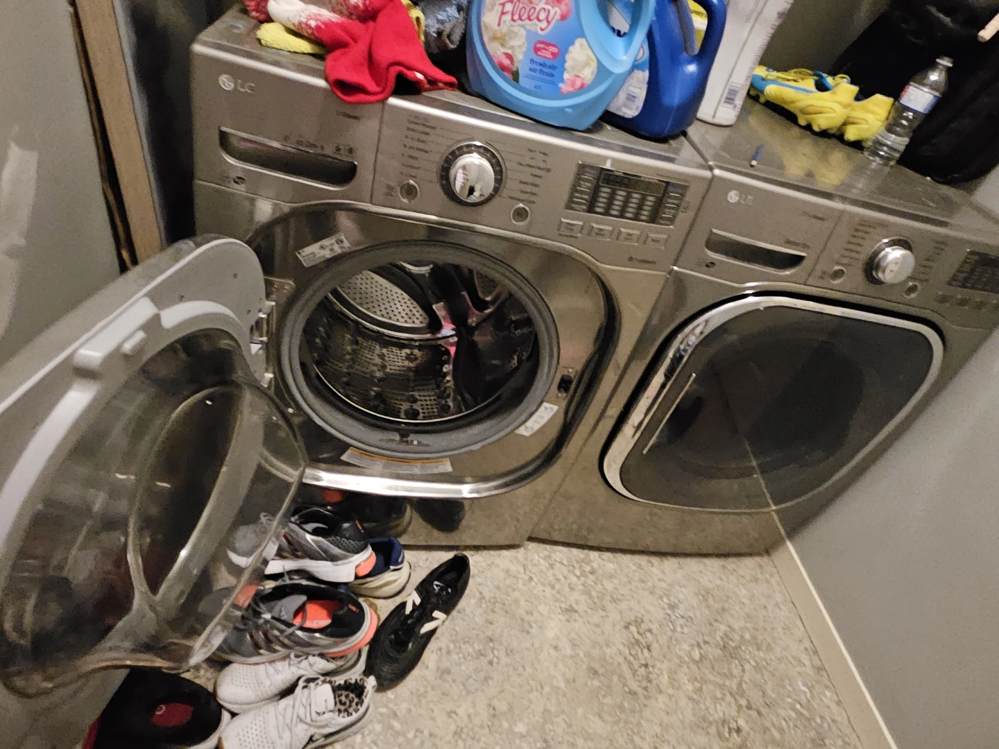 LG Front Load Washer and Dryer Set - photo 2