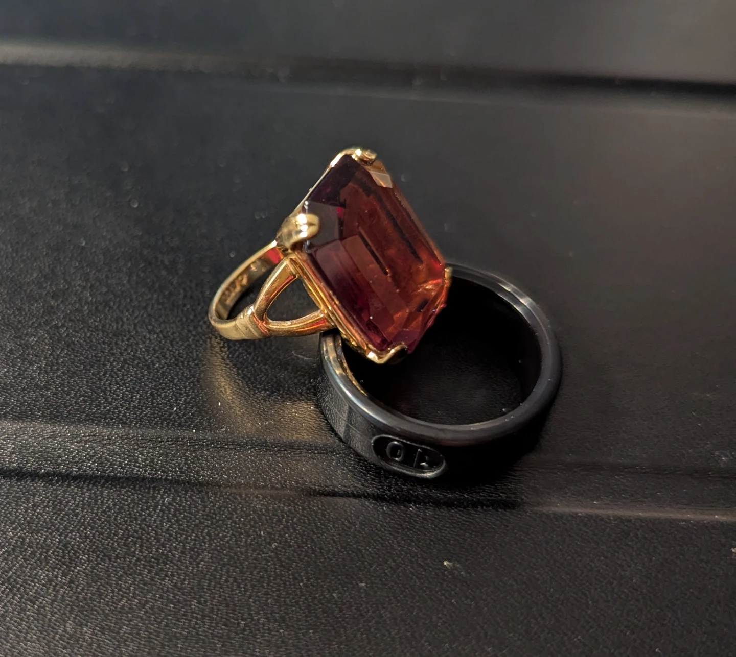 Vintage Avon Amber Emerald Cut Ring - photo 2