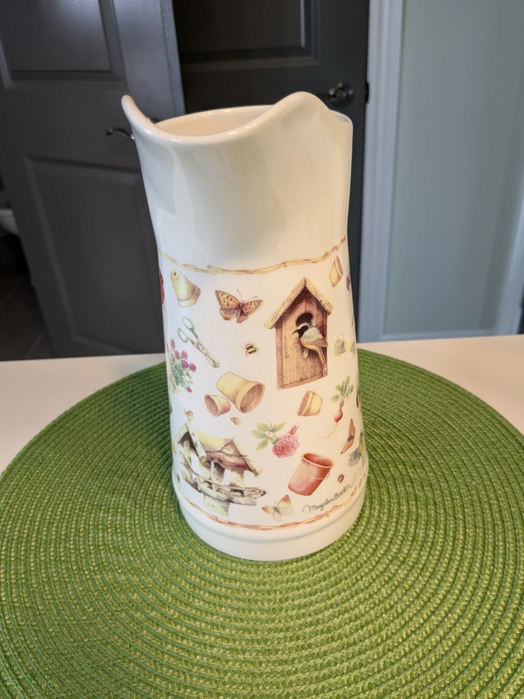 MaryJolein Bastin by Hallmark Pitcher - photo 3