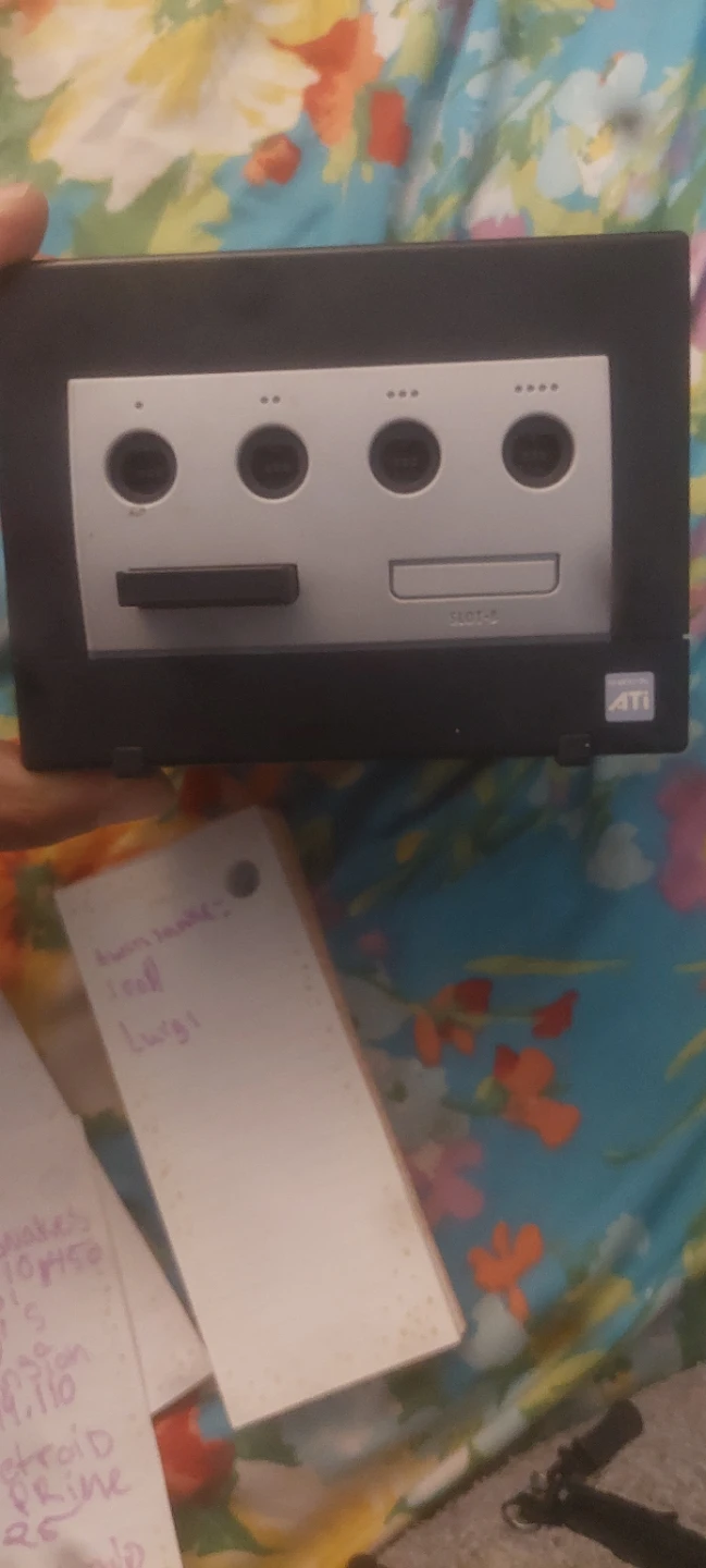 Nintendo GameCube Console - photo 2