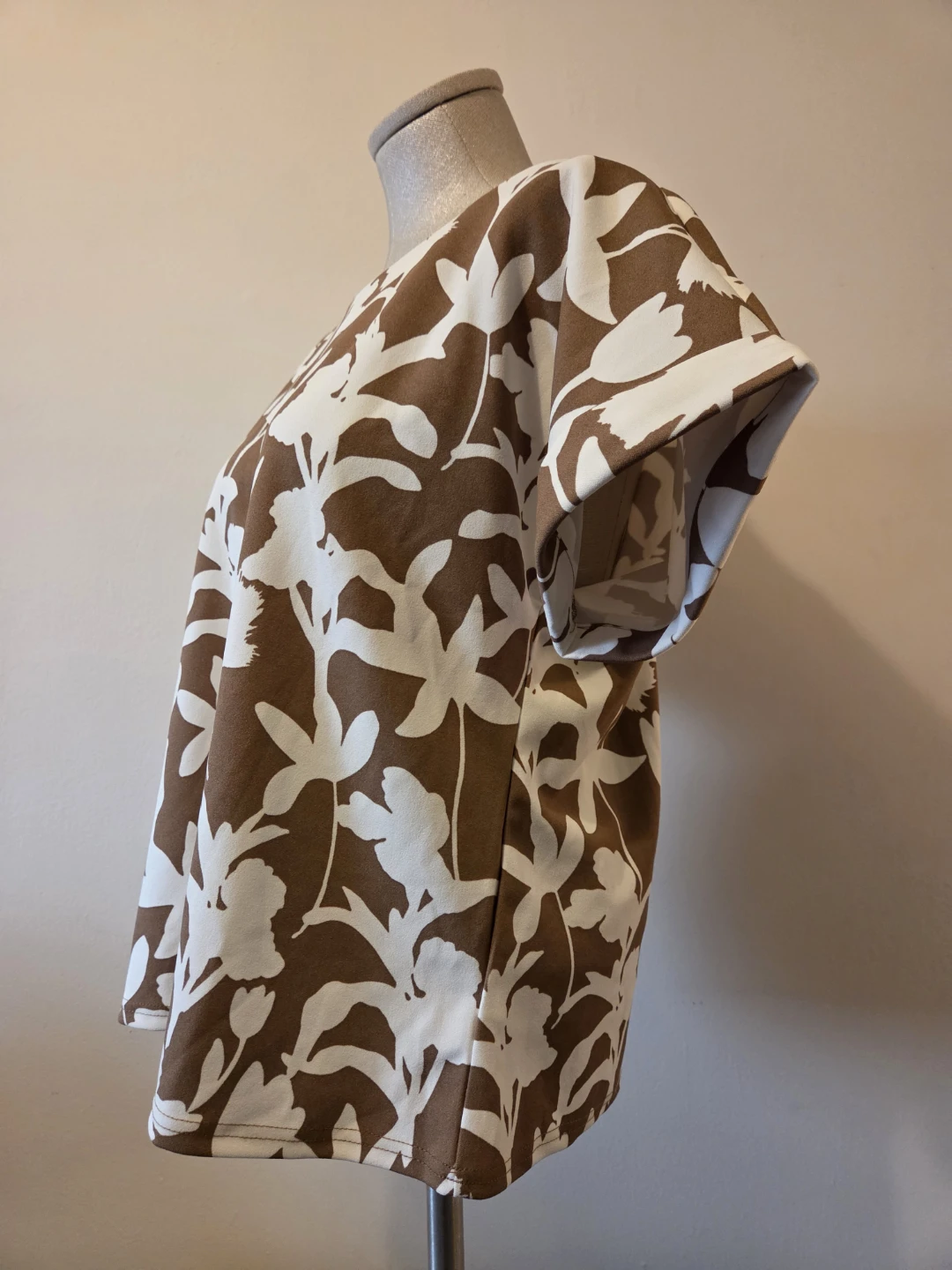 Melloday Women's Floral Print Short Sleeve Top - Size Medium - photo 2