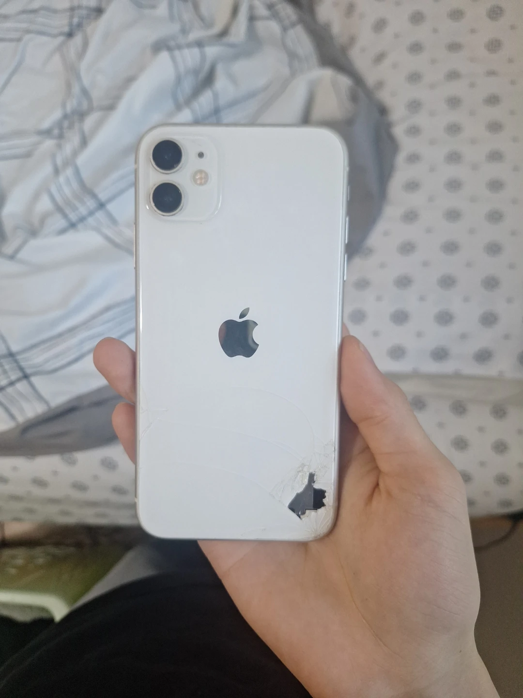 iPhone 11 – For Parts