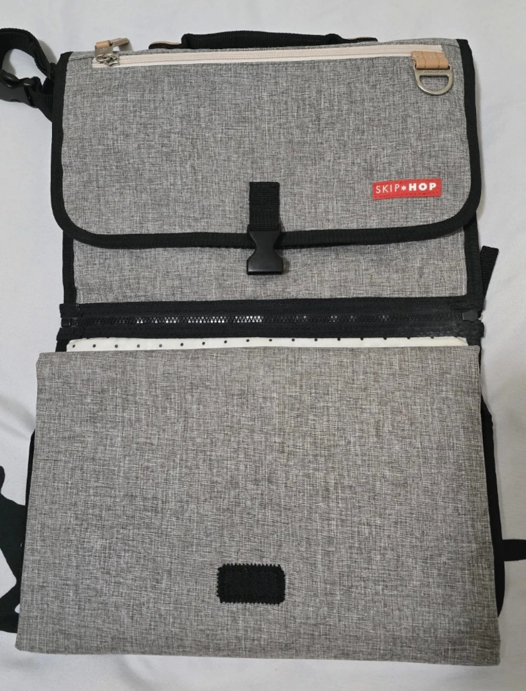 Skip Hop Grey Changing Pad Kit - photo 4