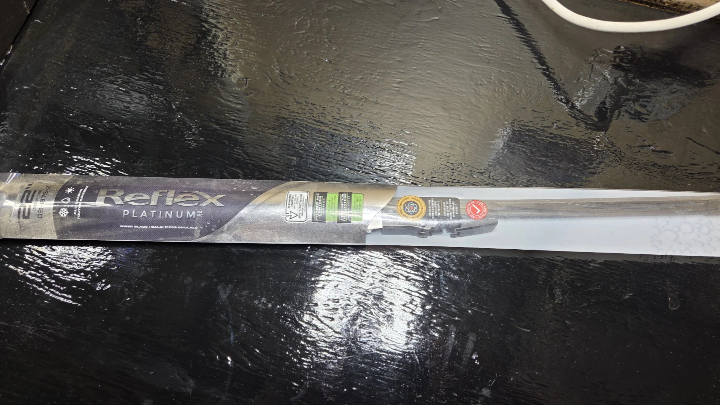 Reflex Platinum Wiper Blade - 22 inch