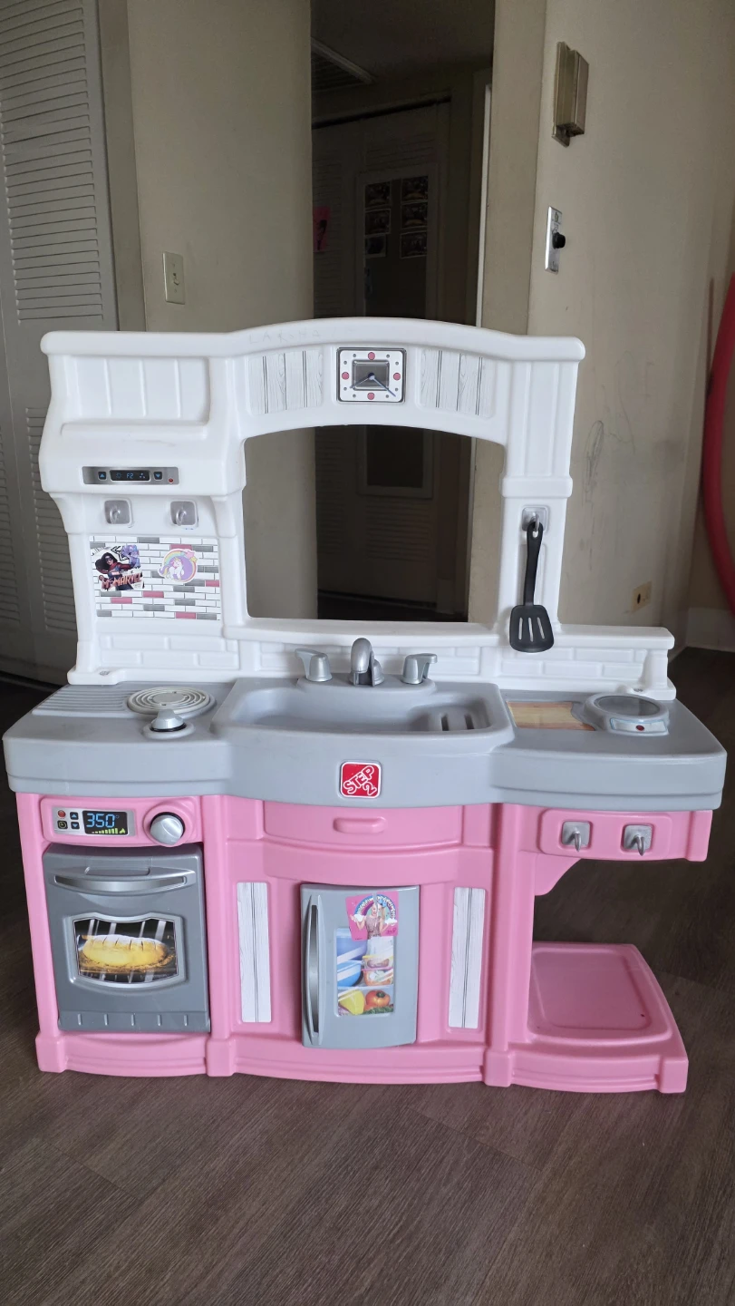 Step2 Pink Play Kitchen Set For Kids. - photo 2