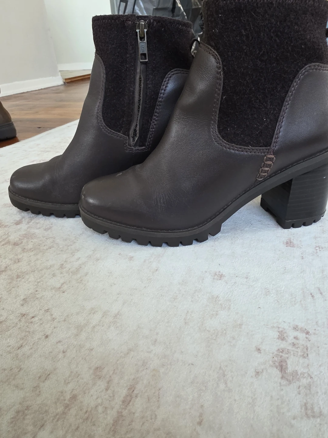 UGG Women's Brown Leather & Knit Heeled Ankle Boots - photo 2