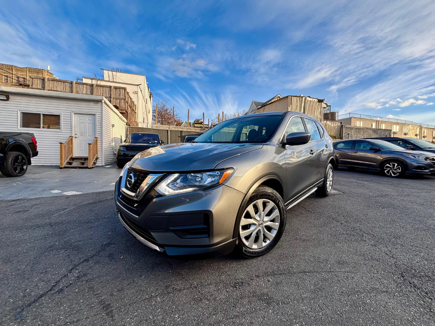 2017 Nissan Rogue S - photo 2