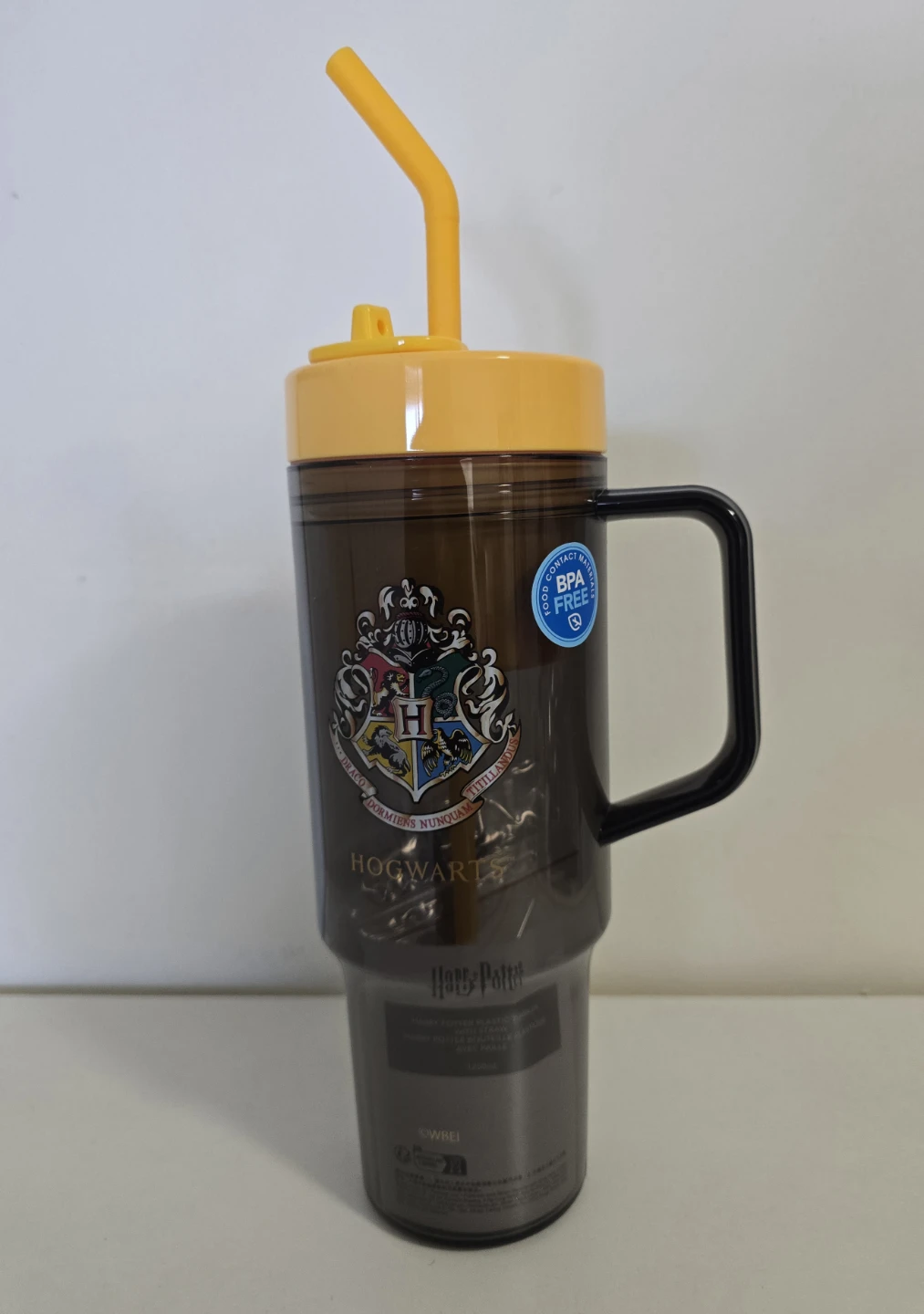 Harry Potter Hogwarts Tumbler with Scarf Keychain